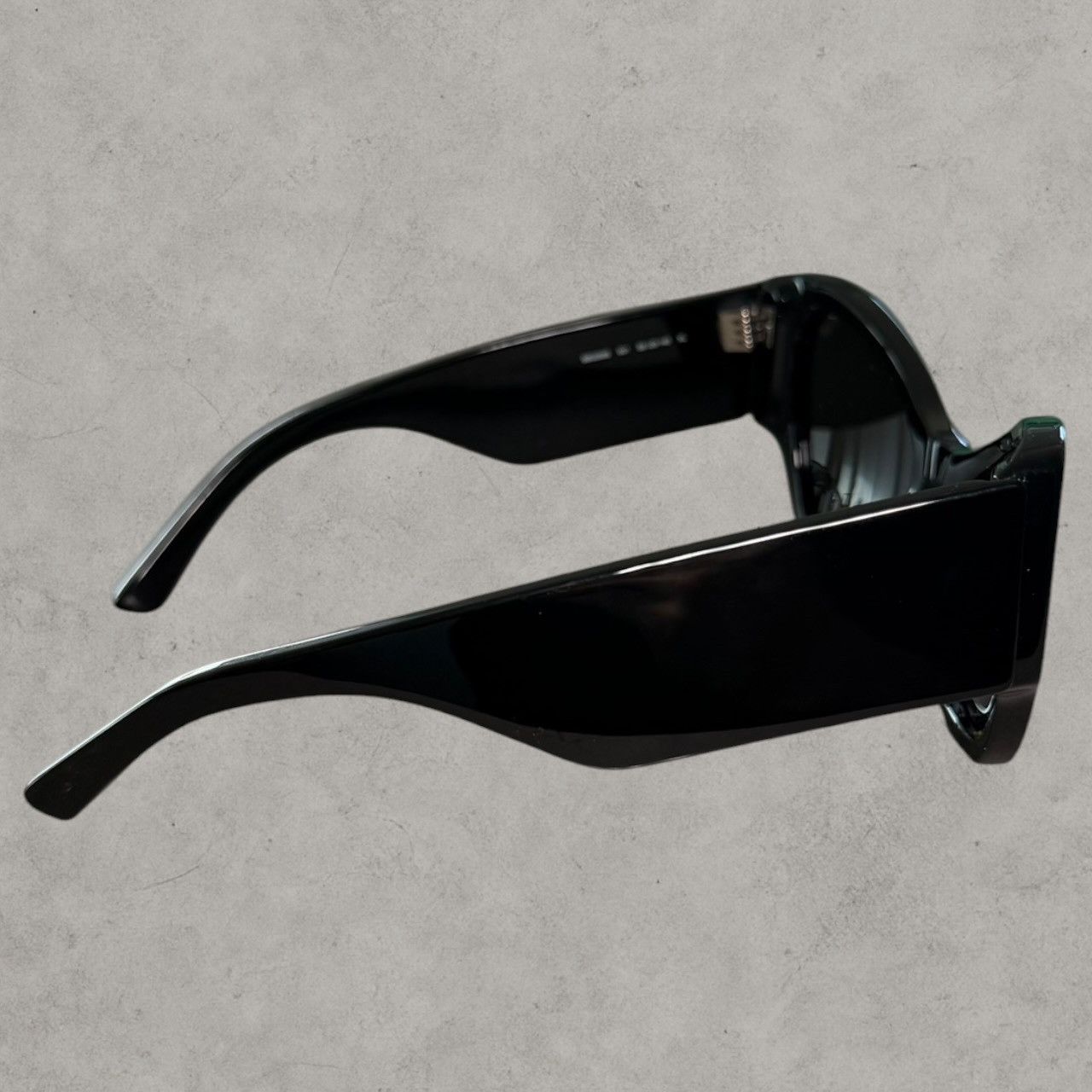 Balenciaga Balenciaga Cateye Logo Black Sunglasses Size ONE SIZE - 7 Thumbnail