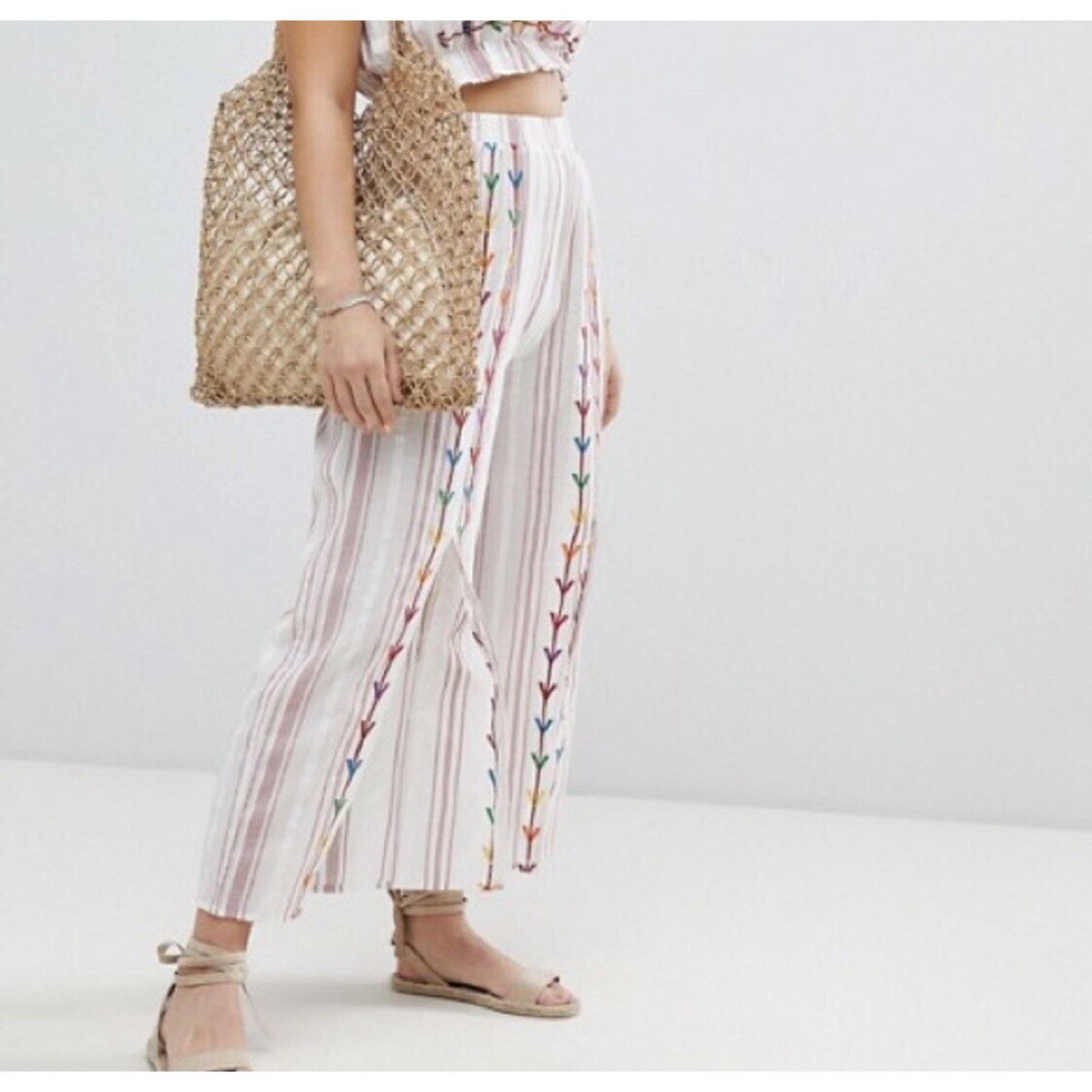 Asos Asos Embroidered Split Front Beach Pants Size US 2 A000193 Size 26" / US 2 / IT 38 - 2 Thumbnail