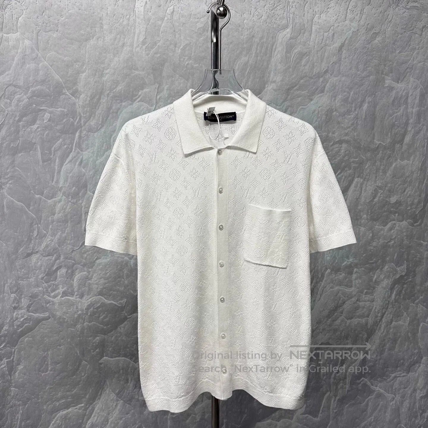 Louis Vuitton louis vuitton white short sleeve knit shirt wxx. Size US S / EU 44-46 / 1 - 1 Thumbnail