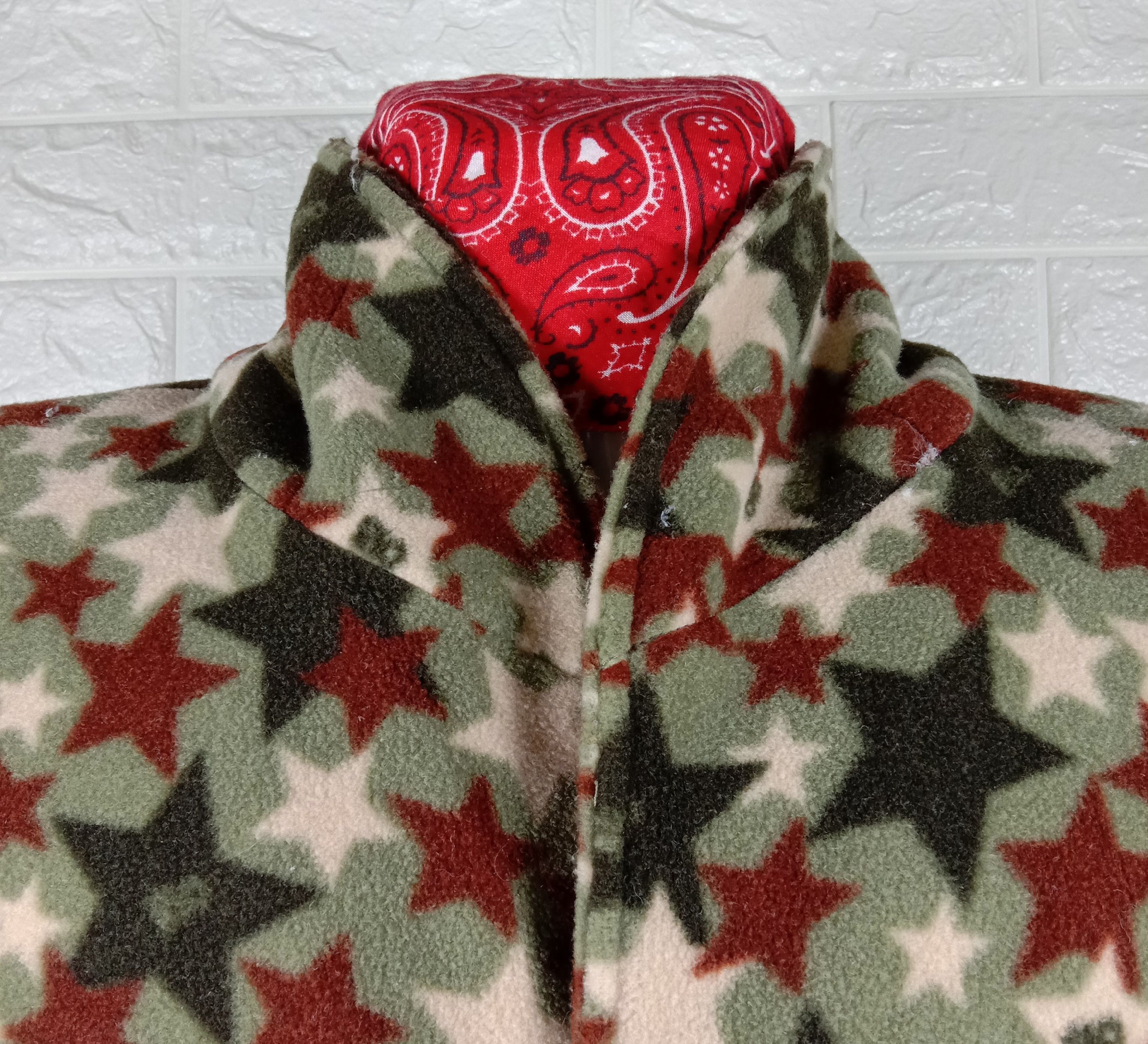 Japanese Brand Vintage Camo Stars Design Fleece Vest Size US L / EU 52-54 / 3 - 4 Thumbnail