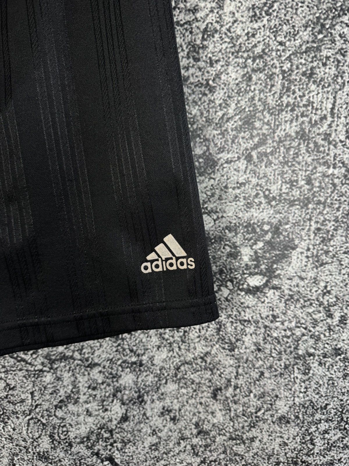 Adidas Adidas Vintage 90s Soccer Shorts Sportswear Retro Size M Size US 34 / EU 50 - 4 Thumbnail
