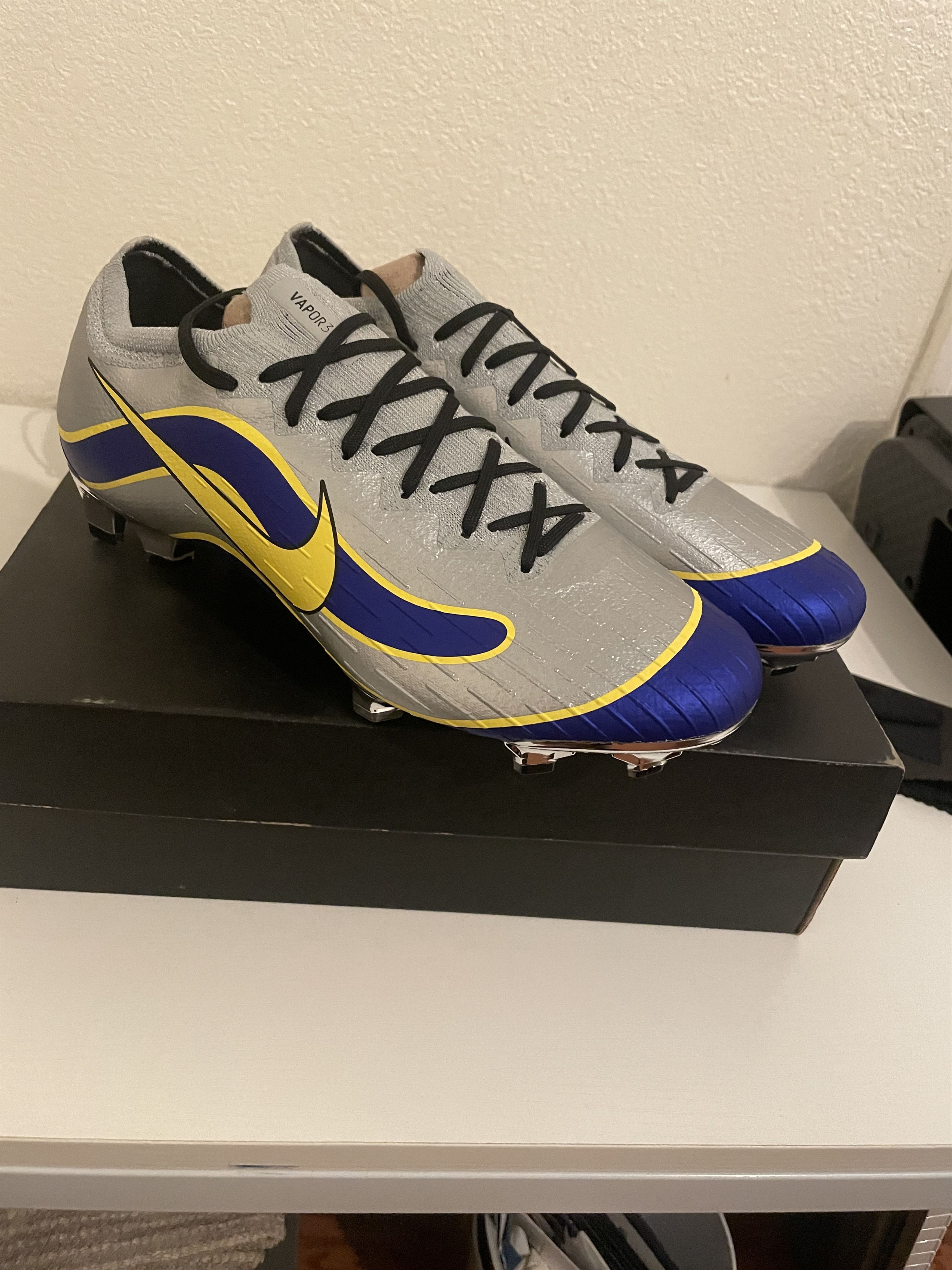 Nike Nike Mercurial Heritage 1998 R9 Size US 9 / EU 42 - 3 Thumbnail