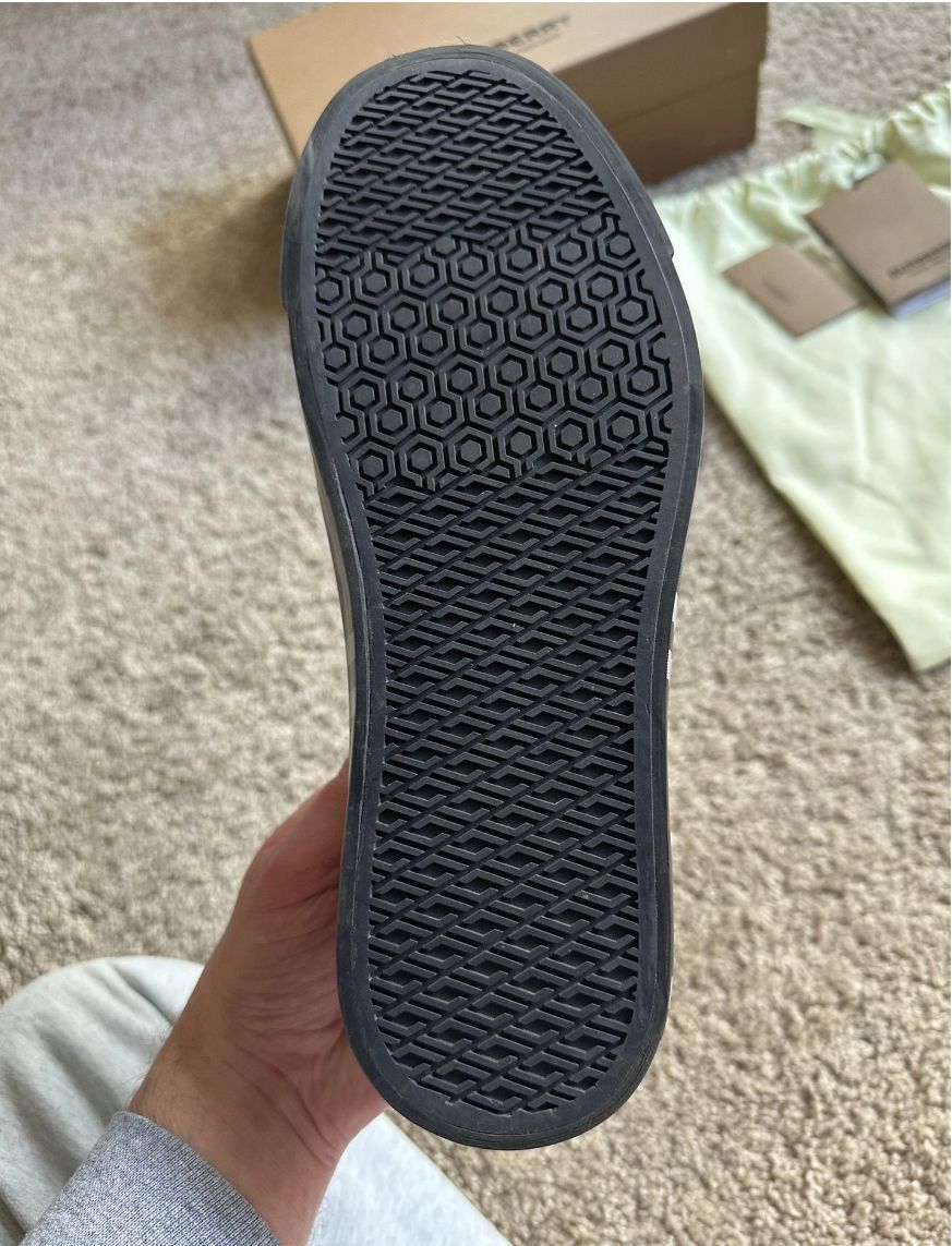 Burberry Authentic Burberry Check Slip-On Trainers EU 41 Size US 8 / EU 41 - 7 Thumbnail