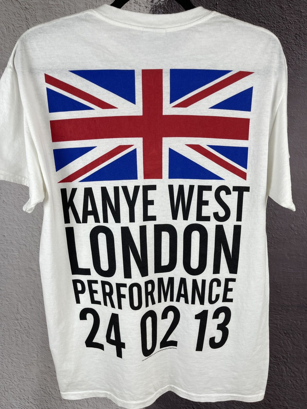 Band Tees × Gildan × Kanye West 2013 Kanye West London Performance 23 02 13 Tour T-shirt Size US M / EU 48-50 / 2 - 10 Thumbnail