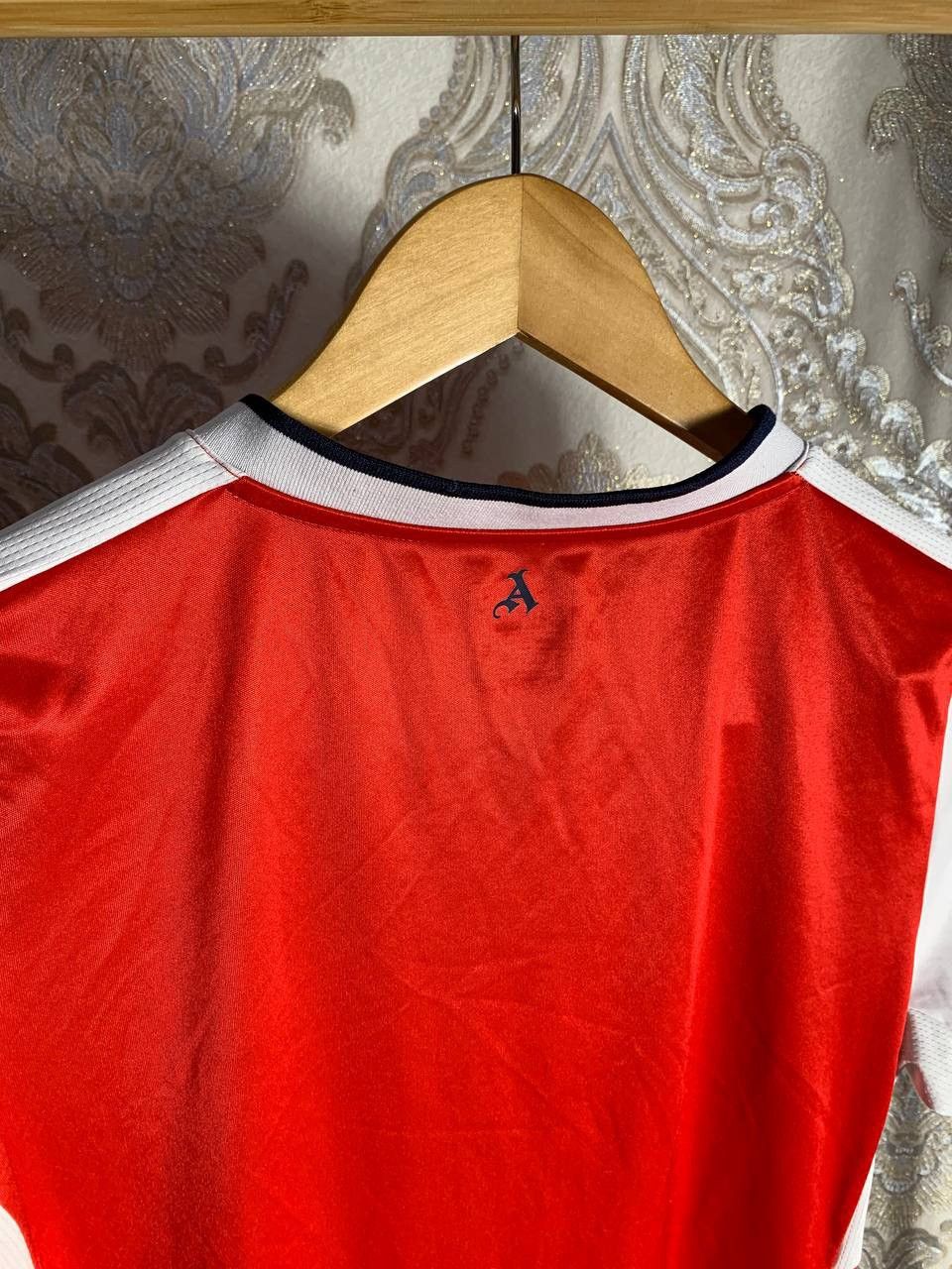 Puma VINTAGE PUMA FC ARSENAL LONDON ENGLAND SOCCER JERSEY RETRO Size US S / EU 44-46 / 1 - 8 Thumbnail