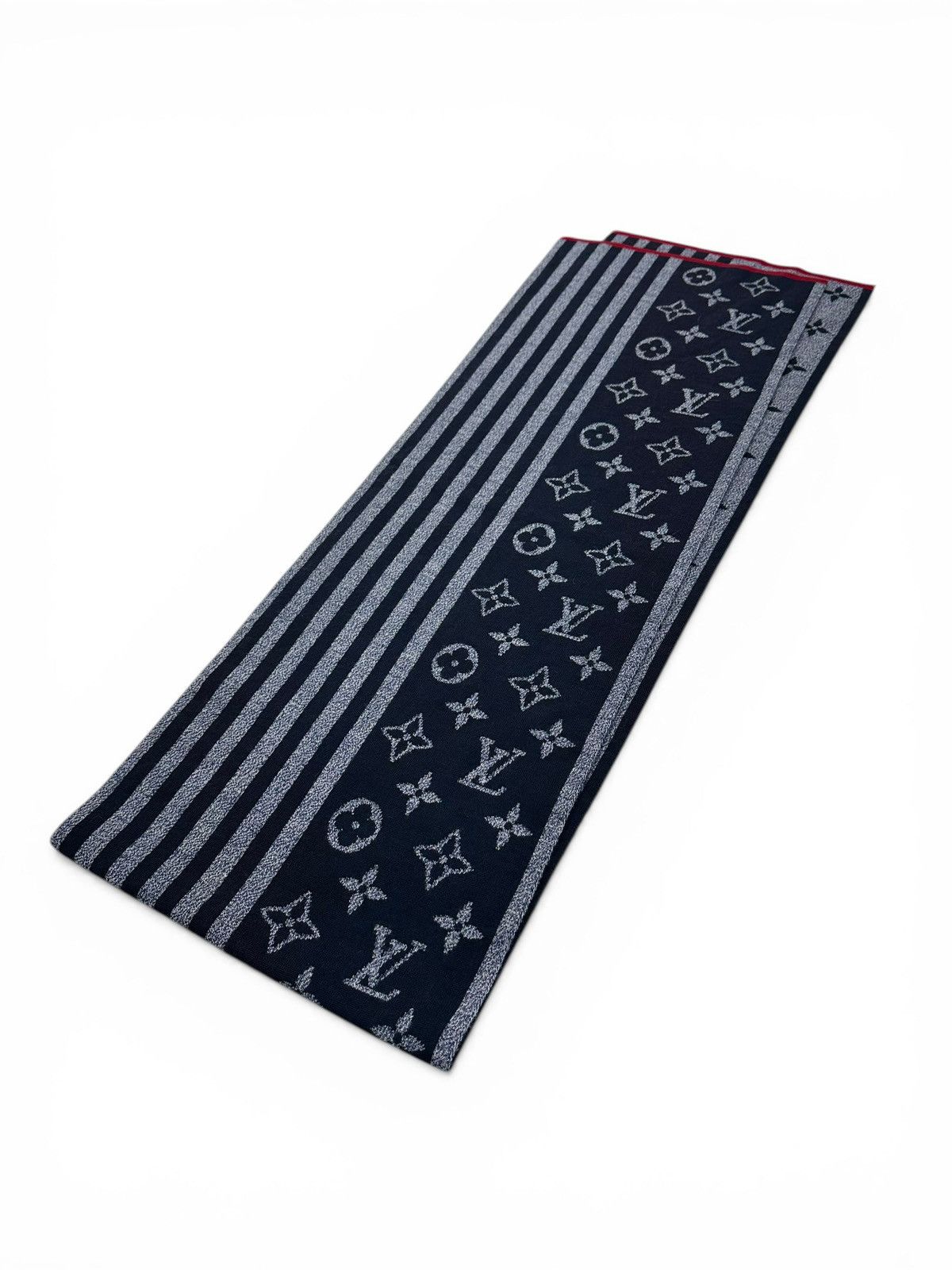 Louis Vuitton Louis Vuitton M76025 Scarf Monogram Stripe Blue Marine Size ONE SIZE - 2 Thumbnail