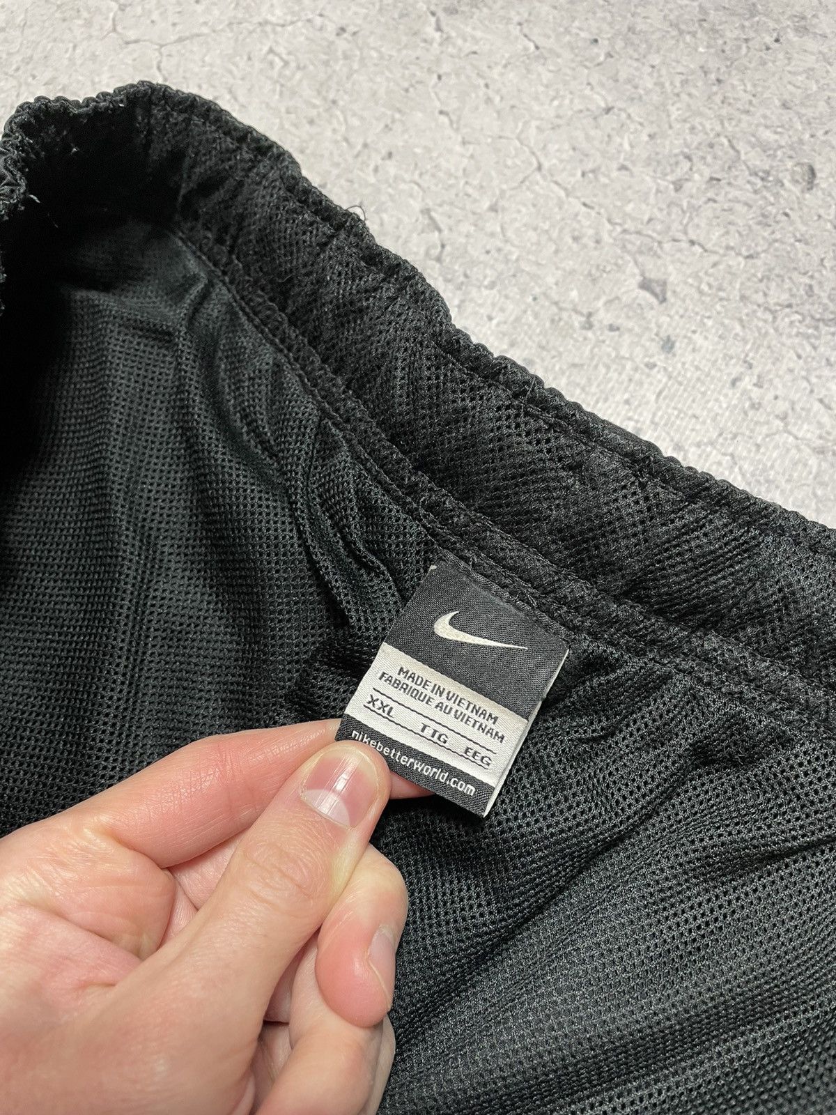 Nike Vintage Nike Track Pants Nylon Big Logo Y2K Swoosh Drill Size US 38 / EU 54 - 8 Thumbnail