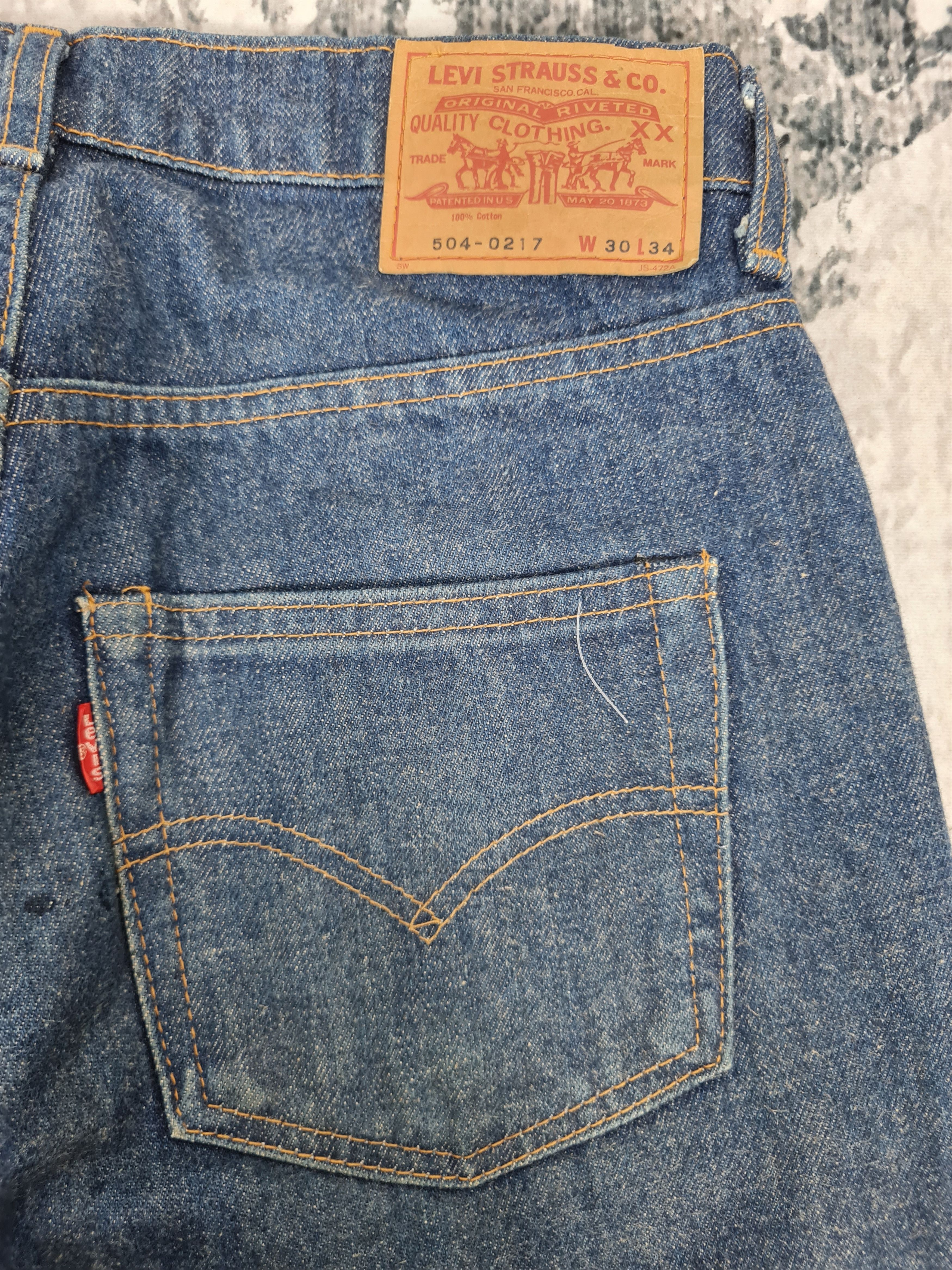 Levi's Vintage Clothing Vintage LEVIS 504-0217 Cropped Blue Jeans L0375 Size 29X27.5 Size US 29 - 7 Thumbnail