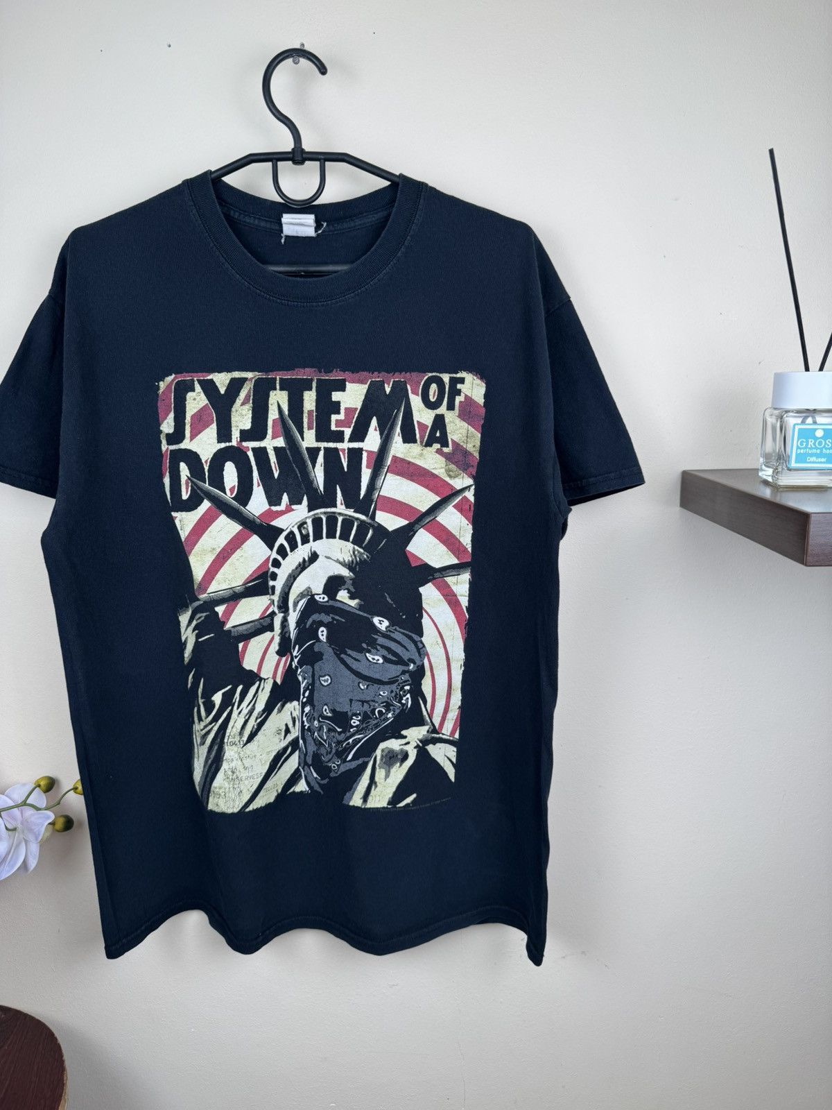 Other Vintage System of a Down T shirt 2017 Black Sz L Rock Black Size US L / EU 52-54 / 3 - 5 Thumbnail
