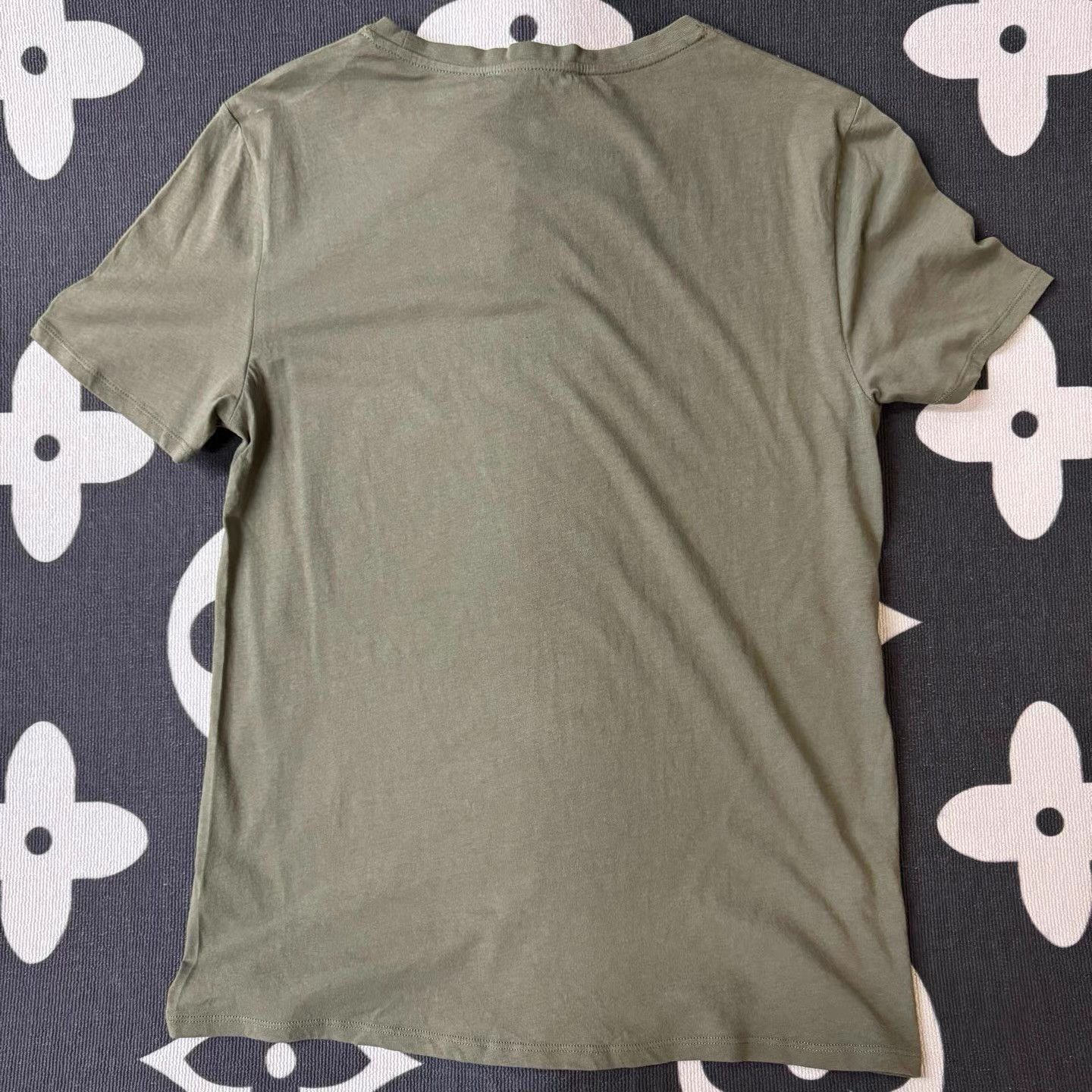 Balmain BALMAIN × H&M Military Green Short Sleeve T-shirt Q10 Size US S / EU 44-46 / 1 - 3 Thumbnail