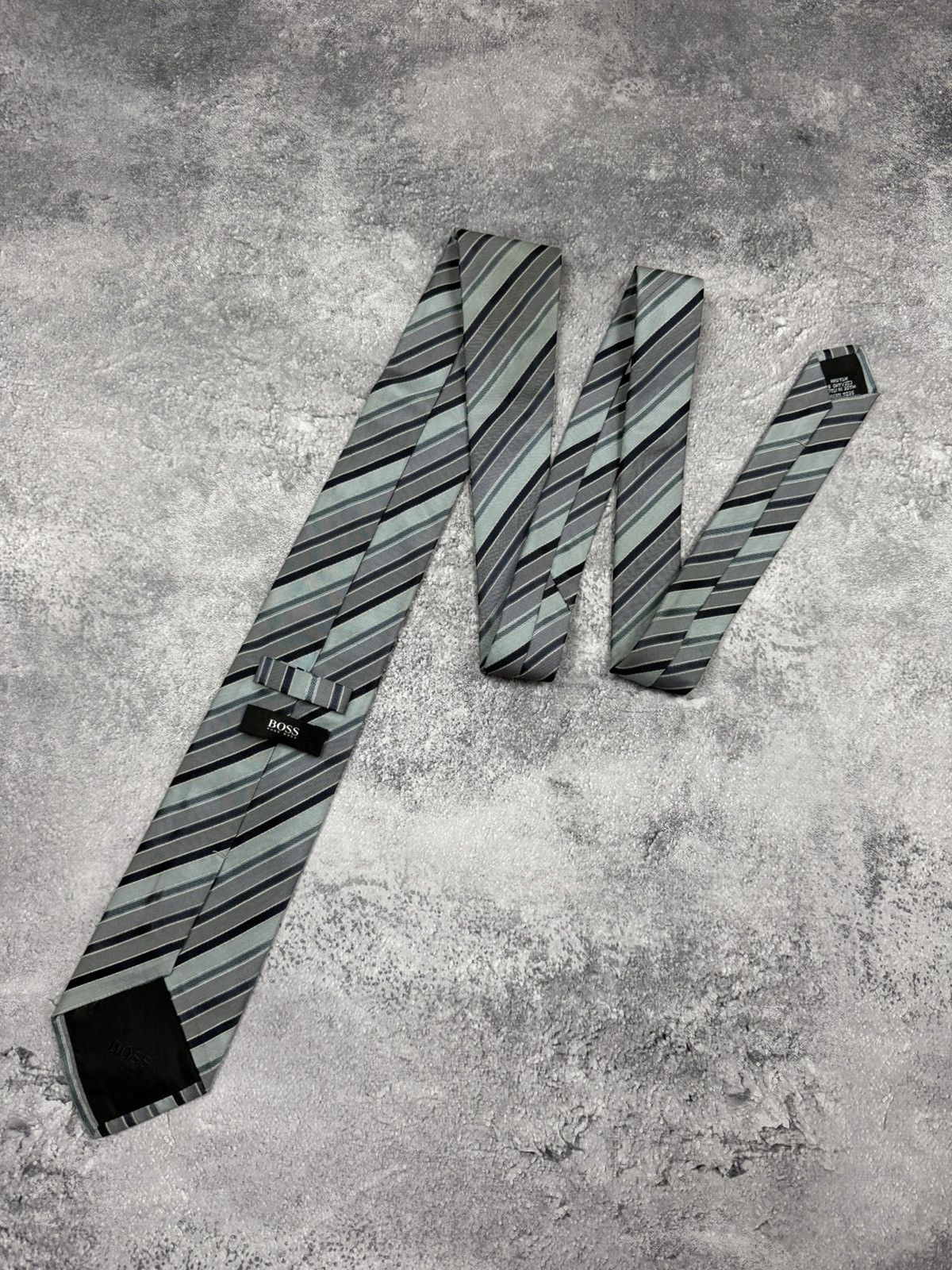 Hugo Boss Hugo Boss Silk Tie Old Money Striped Made In Italy Luxury Size ONE SIZE - 1 Thumbnail