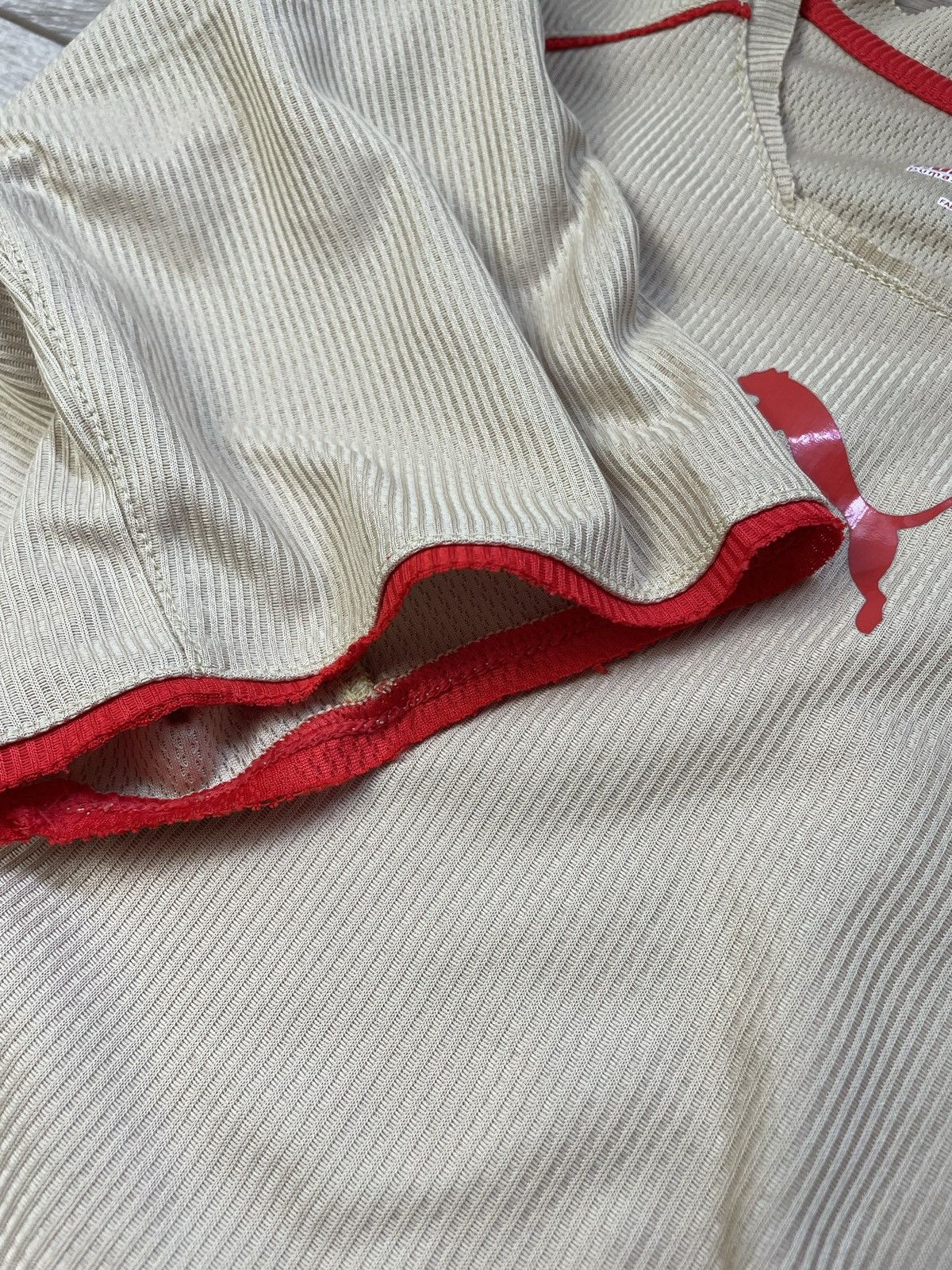 Puma Switzerland Third football shirt 2006 - 2008 Puma jersey Size US M / EU 48-50 / 2 - 7 Thumbnail