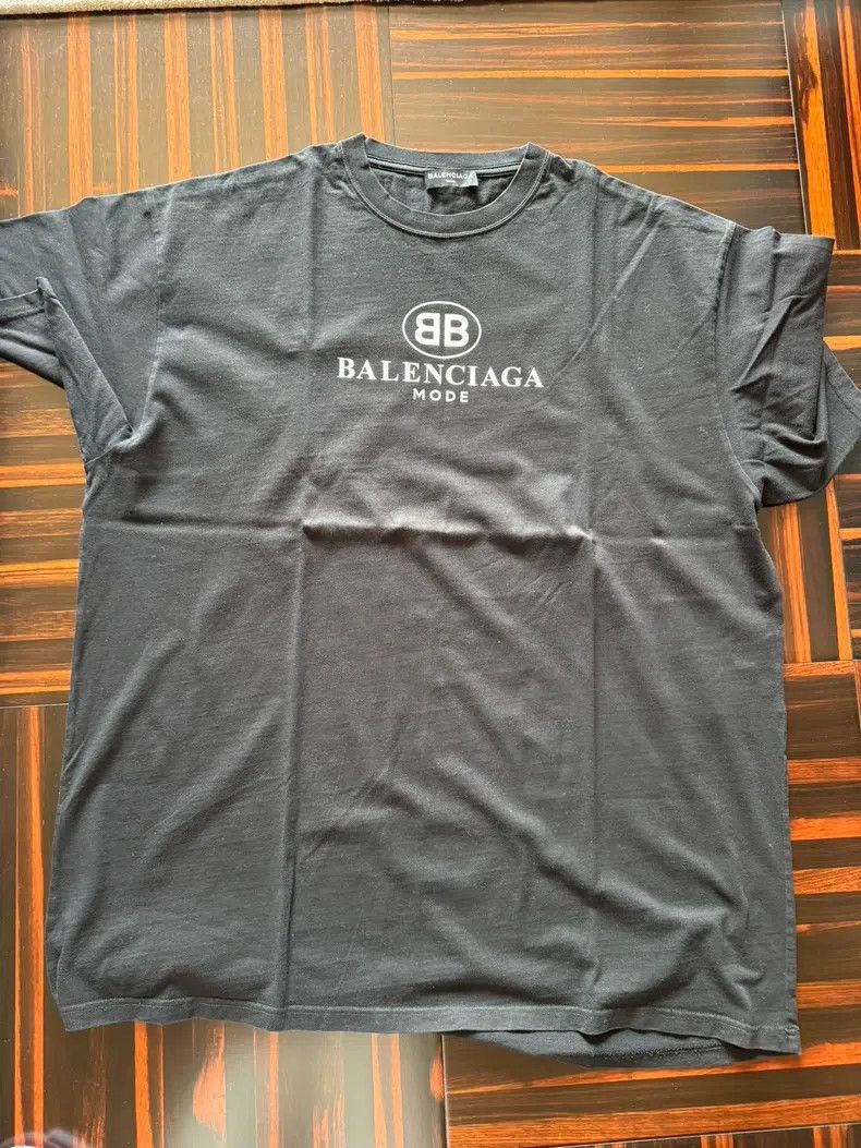 Balenciaga Balenciaga Black Short Sleeve T-Shirt Size US XL / EU 56 / 4 - 1 Thumbnail