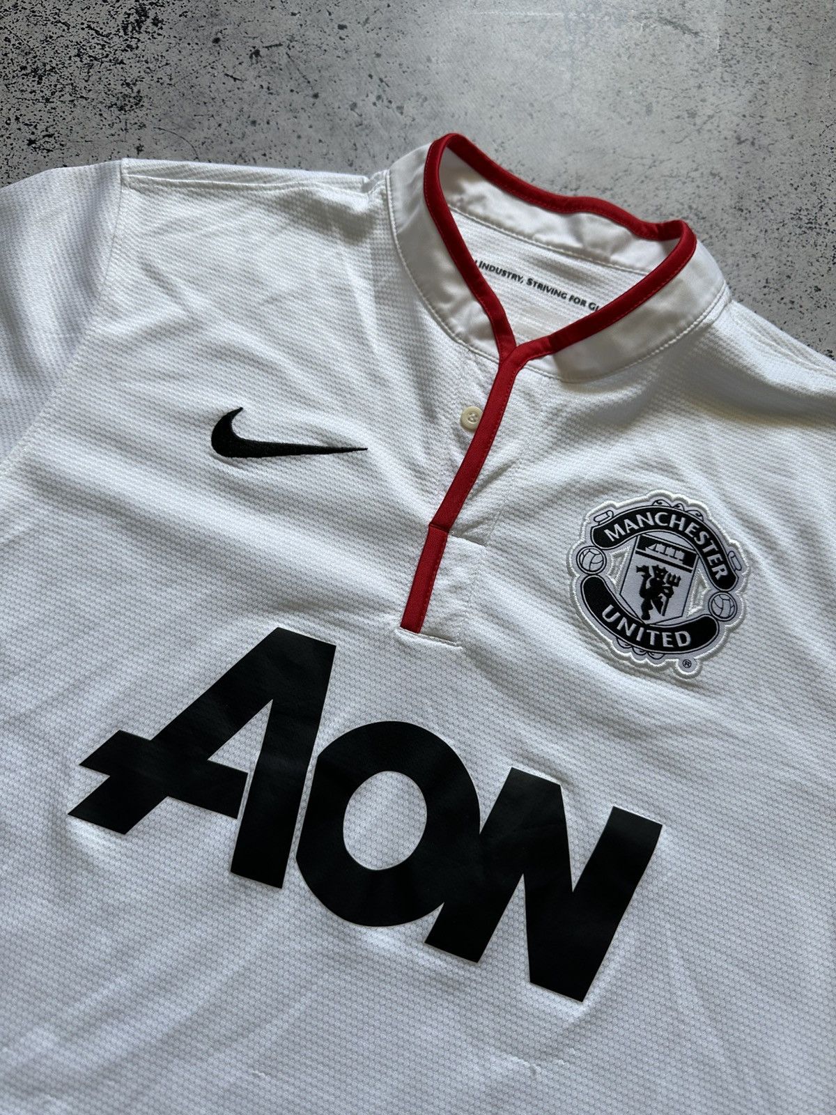 Vintage Vintage Nike Manchester United Soccer Jersey 2012/14 Y2K USA Size US S / EU 44-46 / 1 - 2 Thumbnail