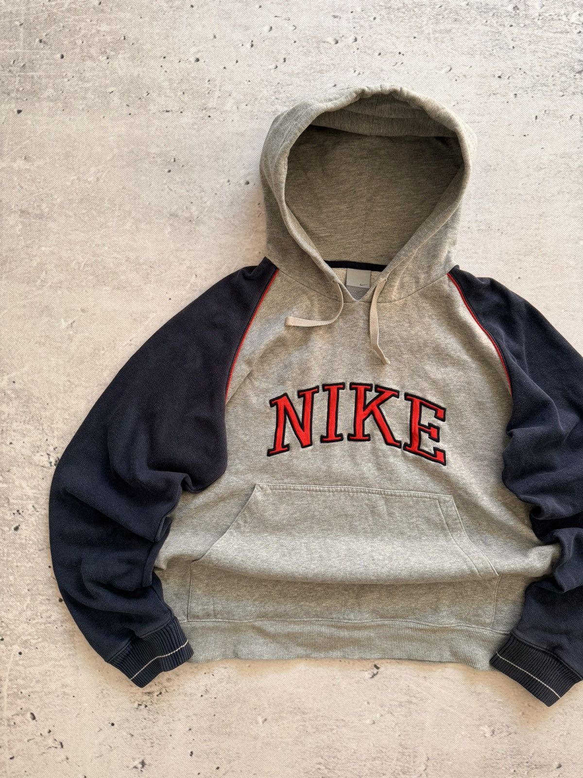 Nike × Vintage NIKE VINTAGE CENTER LOGO OVERSIZE BOXY HOODIE Size US M / EU 48-50 / 2 - 2 Thumbnail