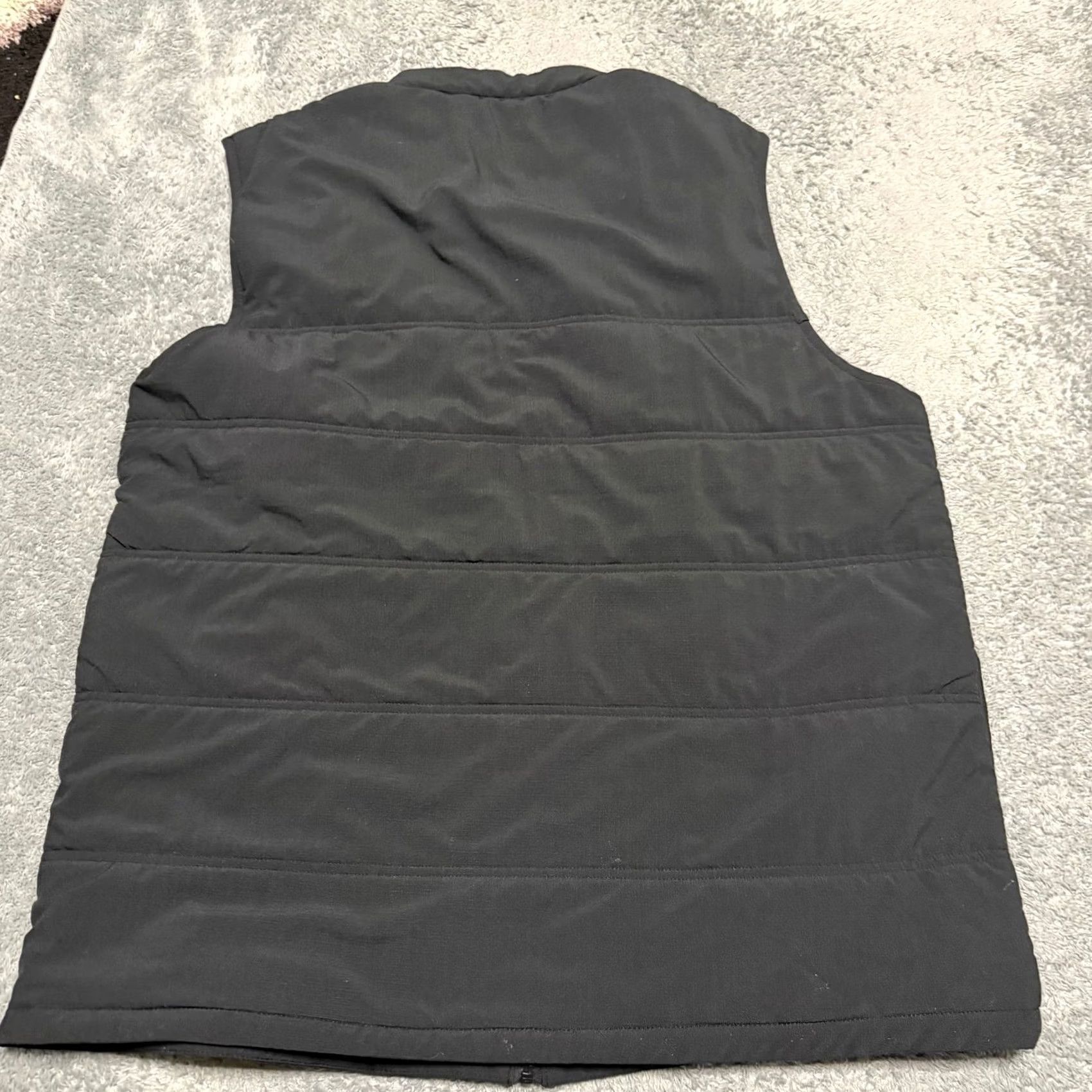 TravisMathew Travis Mathew Golf Vest Mens XXL Black Insulated Embroidered Warm Size US XXL / EU 58 / 5 - 5 Thumbnail