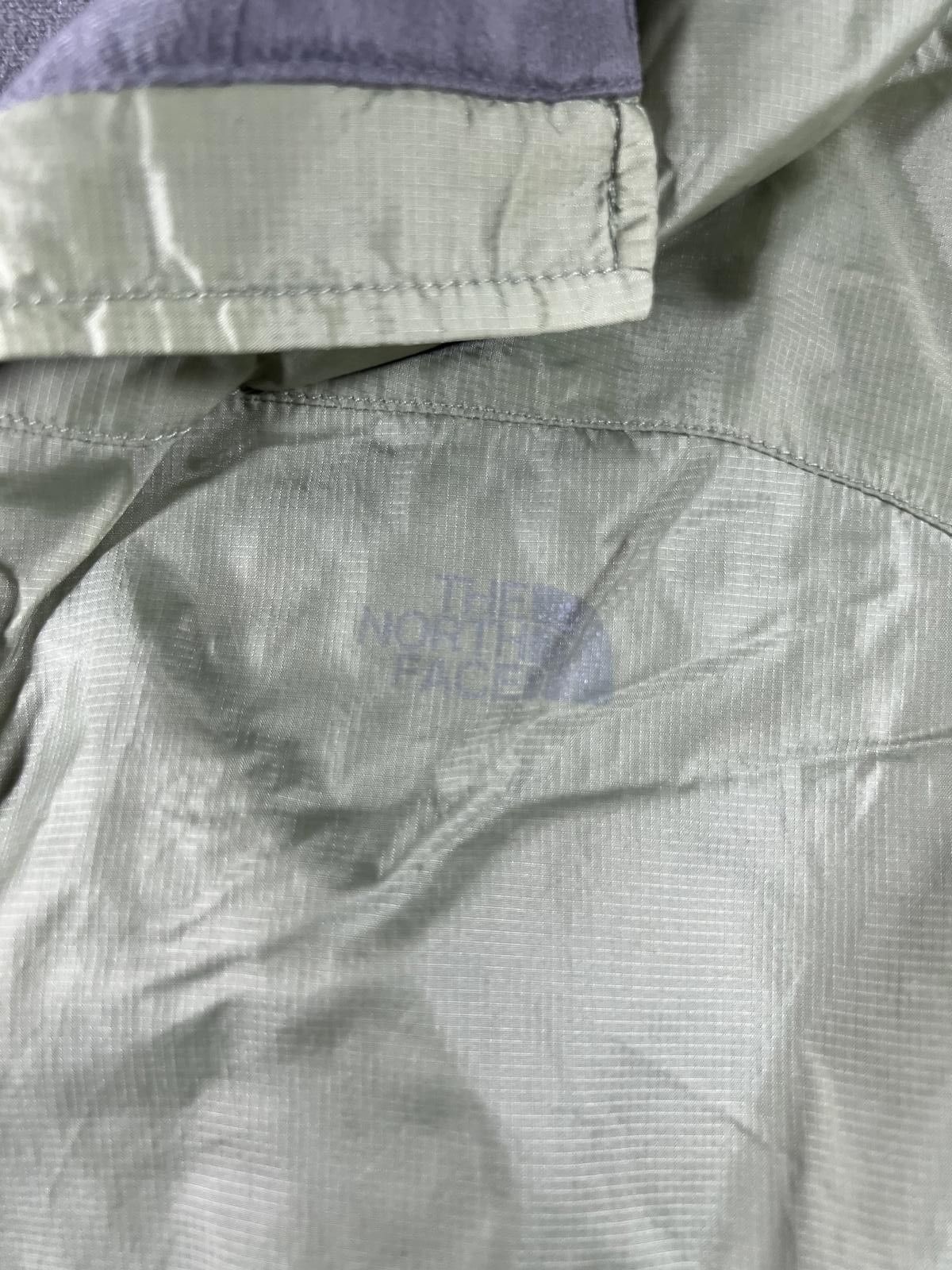 The North Face The North Face Women's Lightweight Nylon Jacket Size L Size L / US 10 / IT 46 - 2 Thumbnail