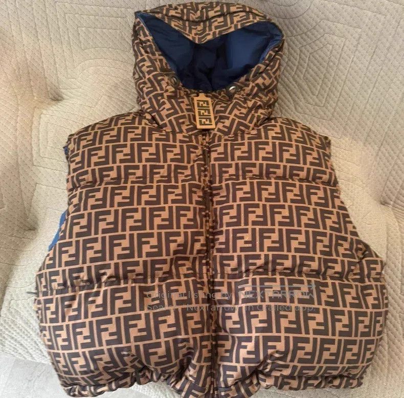 Fendi Fendi Logo Print Puffer Vest Size M / US 6-8 / IT 42-44 - 8 Thumbnail
