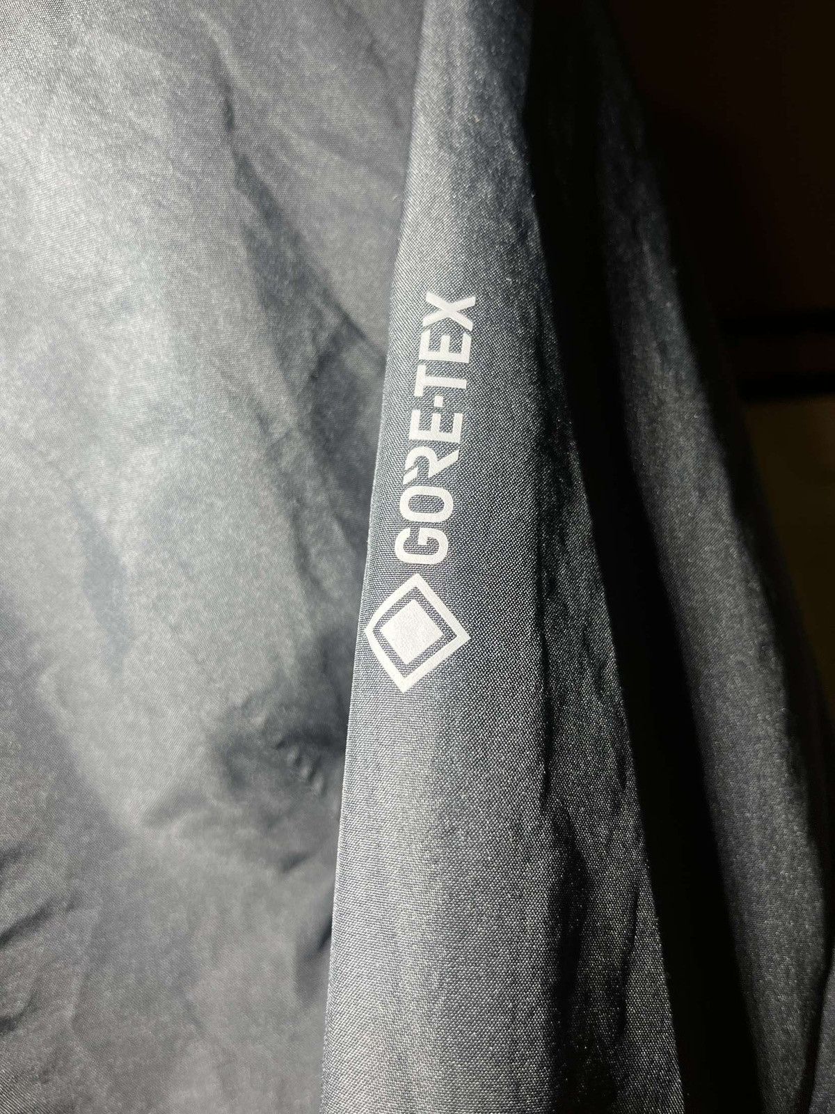 Mountain Hardwear Men’s Mountain Hardwear x GORE-TEX Paclite jacket Size US M / EU 48-50 / 2 - 6 Thumbnail