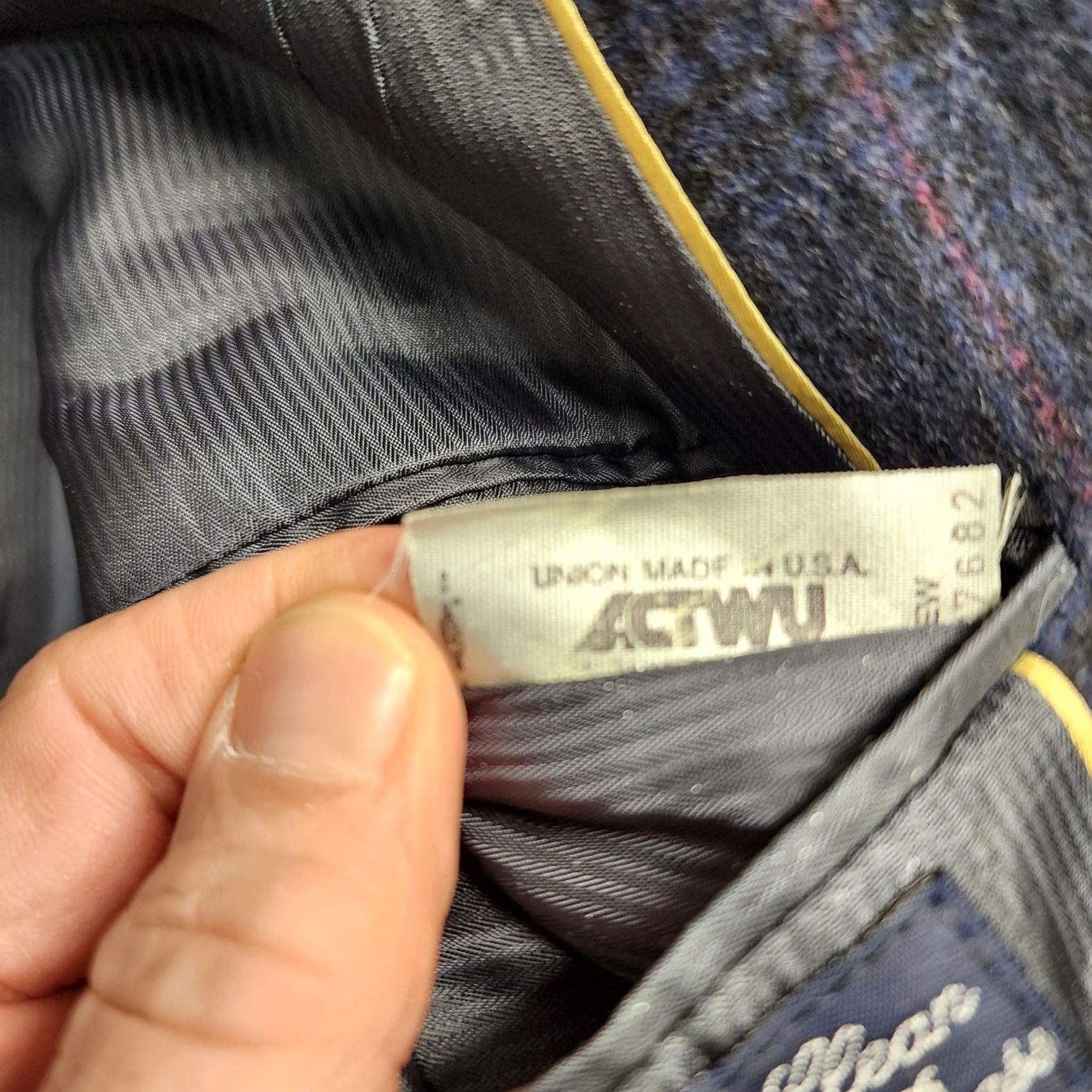 Austin Reed VINTAGE Austin Reed Sport Coat Blazer Mens 42 Short Blue Plaid Union Made USA Size US 42 / EU 58 - 6 Thumbnail