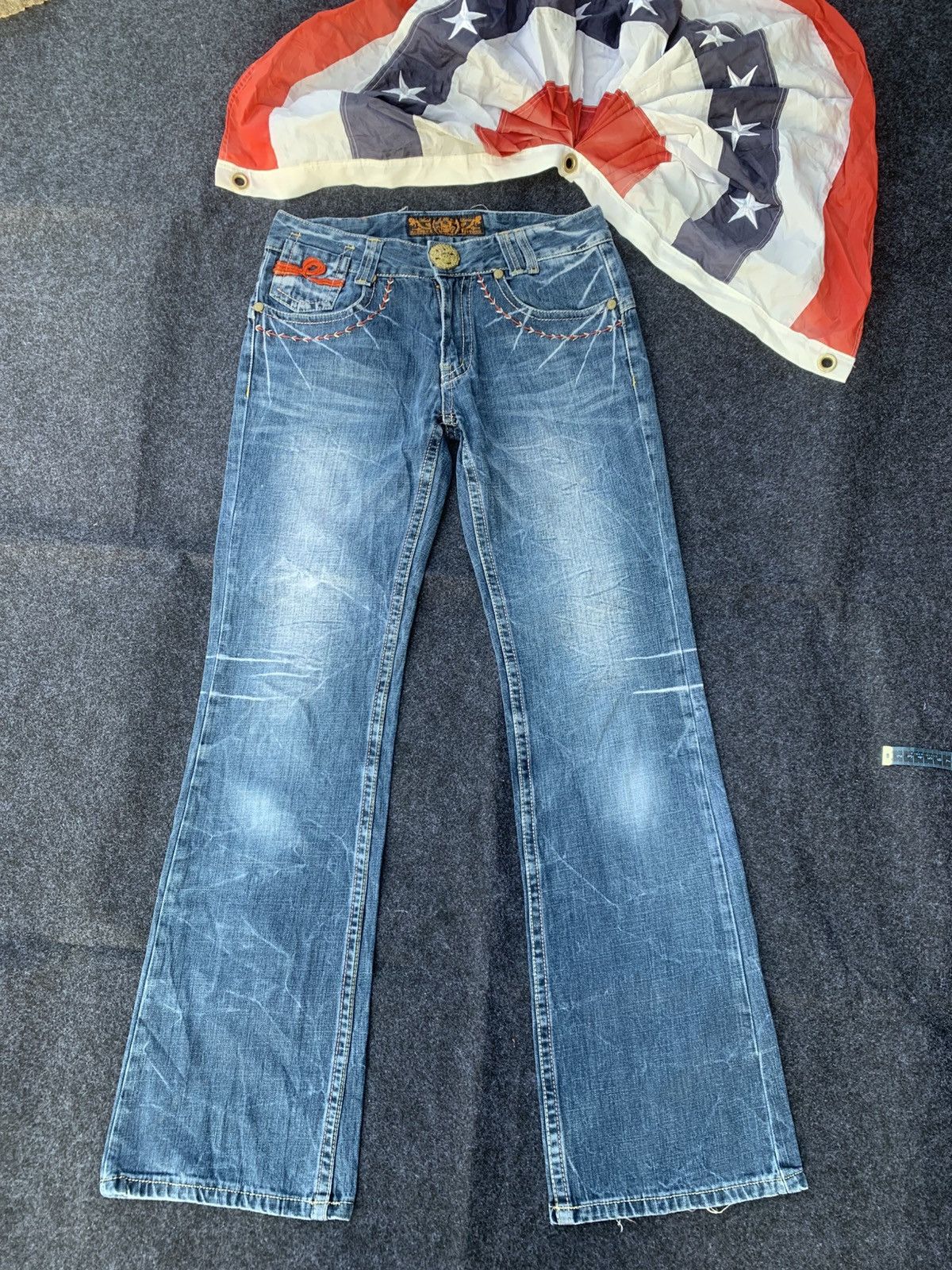Japanese Brand Riobera Embroidered Flare Jeans Vintage Japanese Denim Size US 32 / EU 48 - 2 Thumbnail
