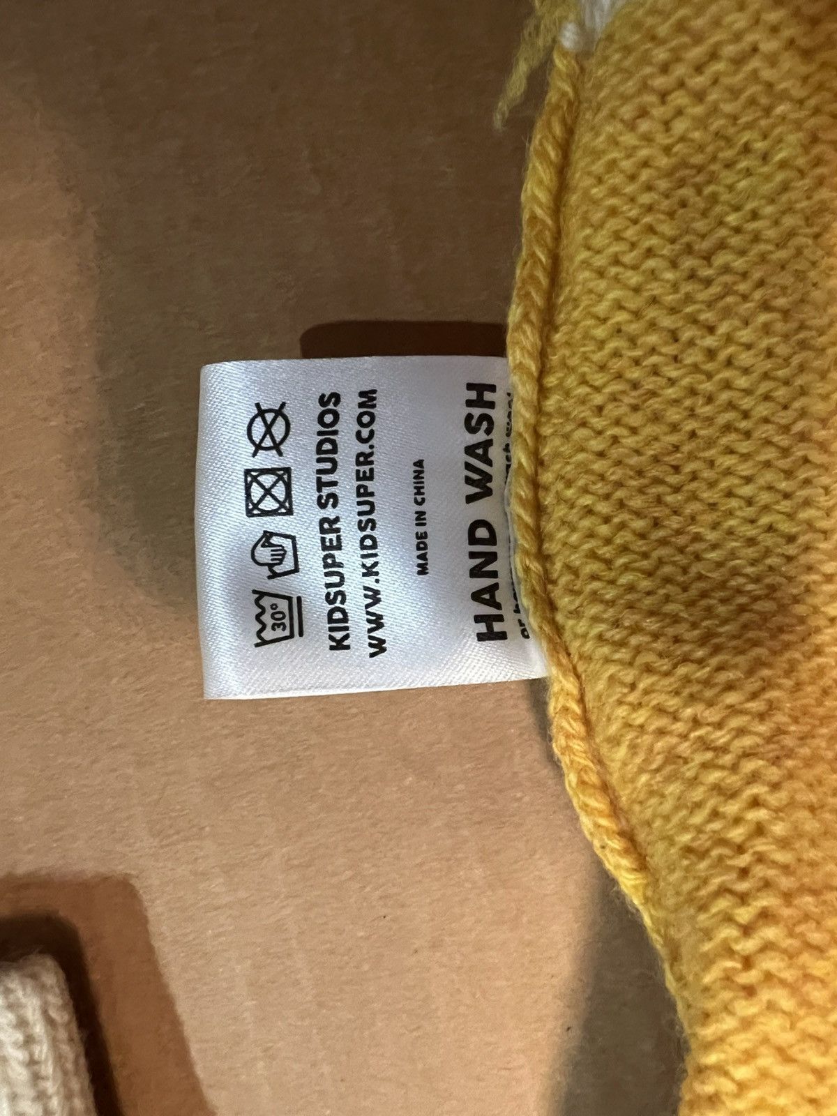 KidSuper KidSuper Face Boxy Knit sweater white A Bull in a China Shop Size US S / EU 44-46 / 1 - 7 Thumbnail