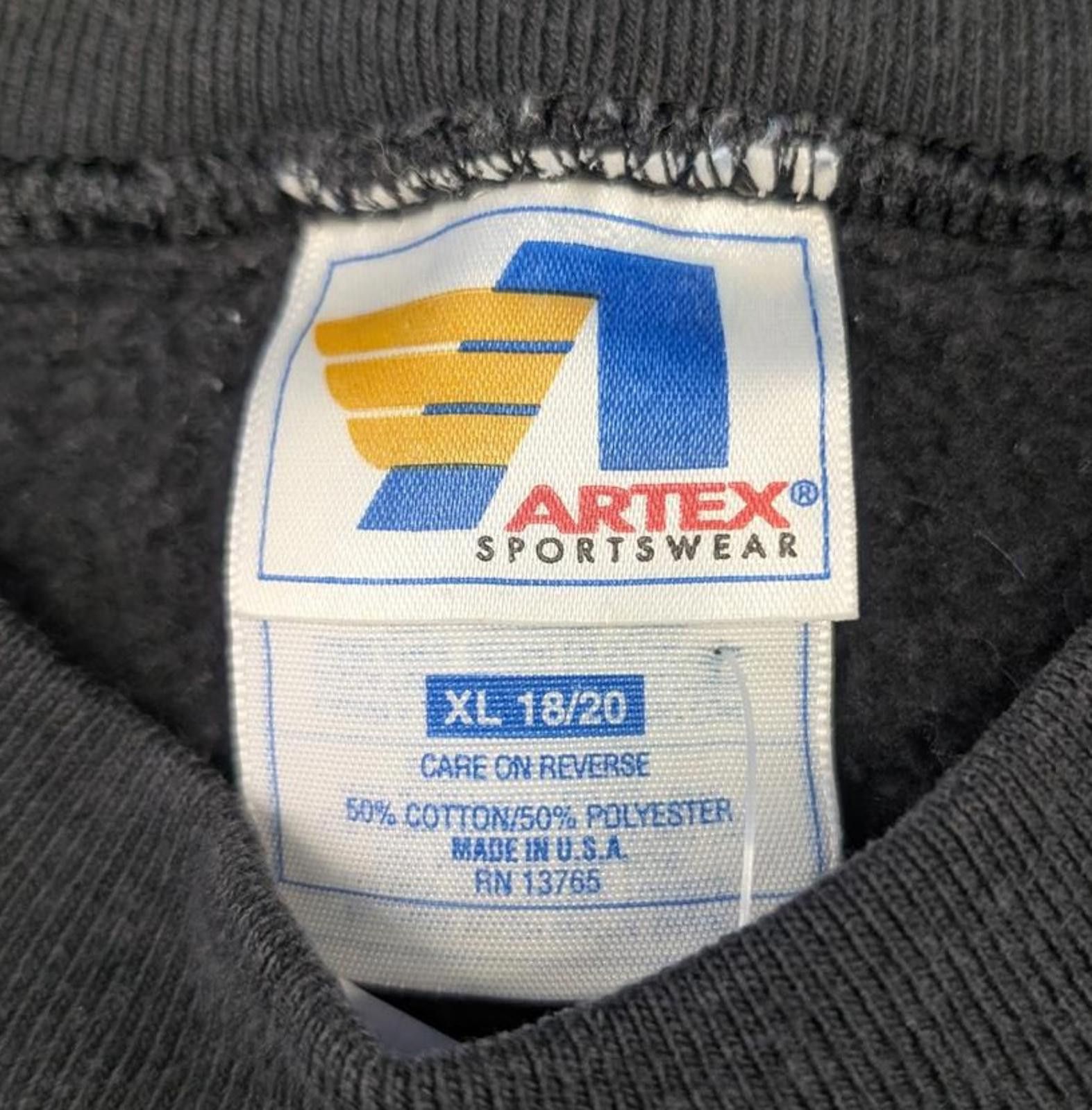 Vintage Vintage 90s Michigan Wolverines Bugs Bunny NCAA Sweater Size US XL / EU 56 / 4 - 4 Thumbnail