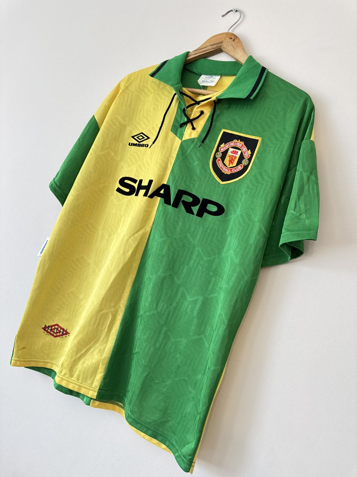 Umbro Vintage Manchester United 1992-1994 Third Soccer Jersey Kit Size US L / EU 52-54 / 3 - 4 Thumbnail