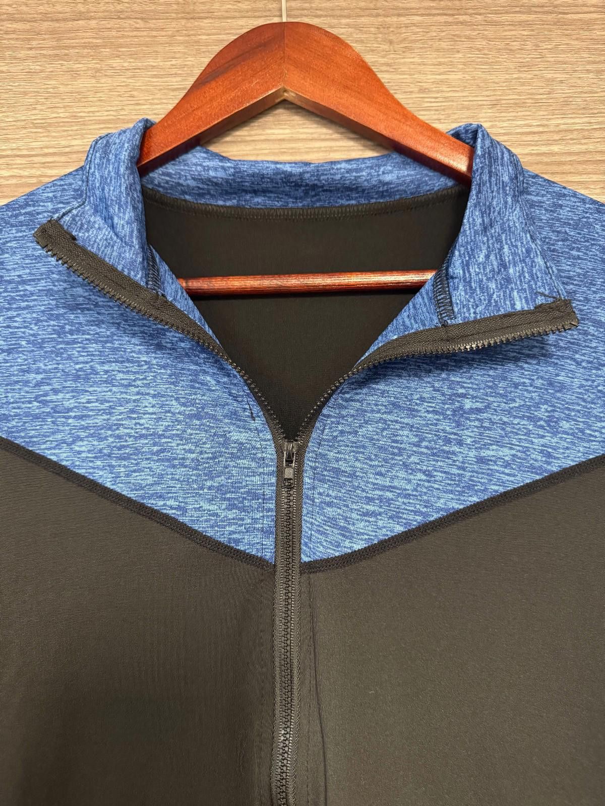 The Unbranded Brand Women’s 3 Pc Athletic Set Jacket T-Shirt Shorts Blue Black M Size M / US 6-8 / IT 42-44 - 3 Thumbnail