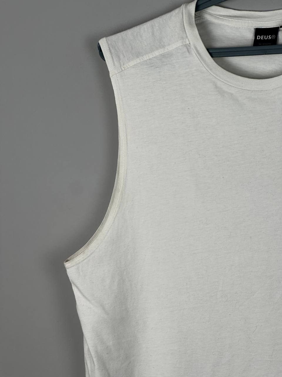 Deus Ex Machina Vintage Deus Ex Machina Big Logo White Sleeveless T Shirt Size US L / EU 52-54 / 3 - 6 Thumbnail