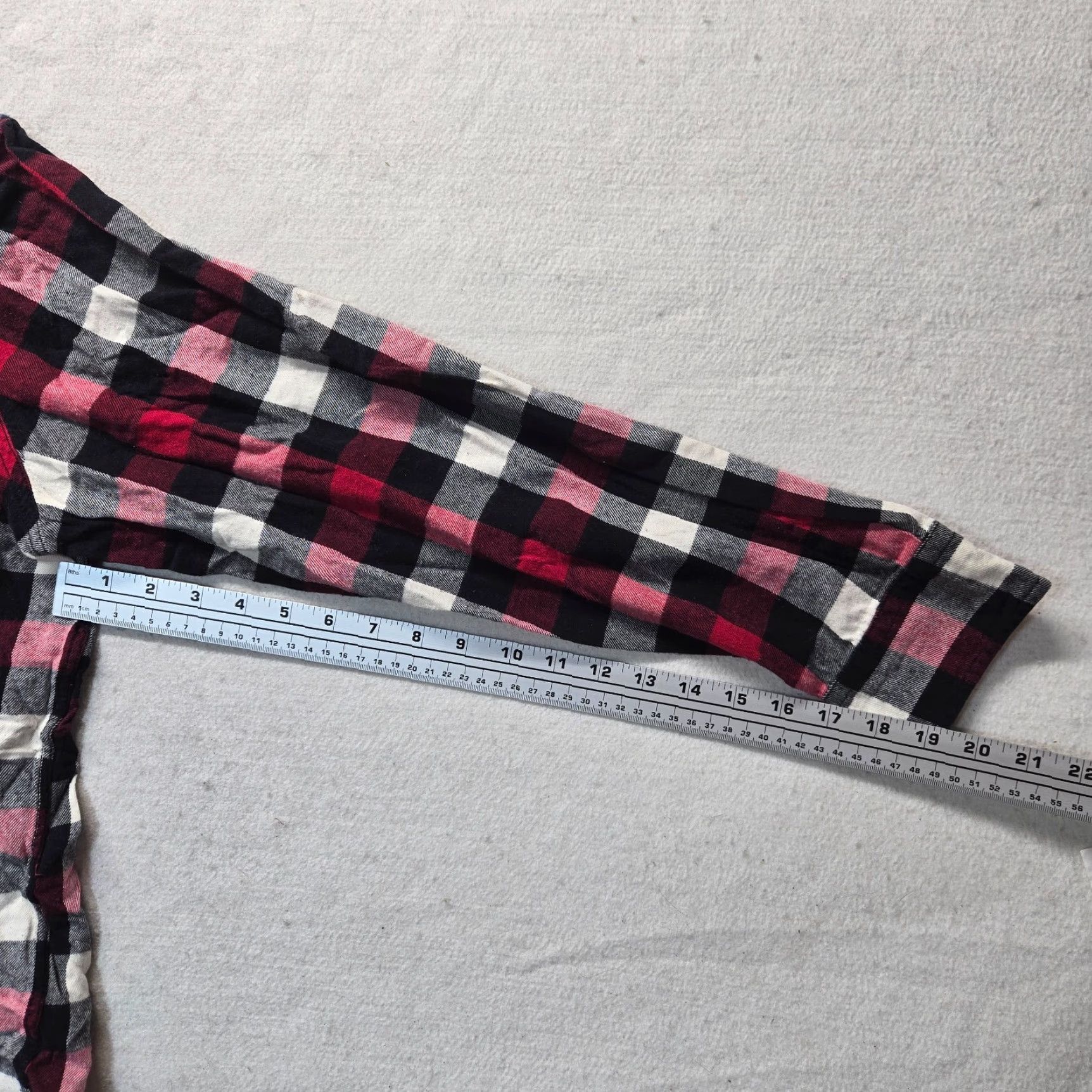 Camel **Red Plaid Button Up Shirt Long Sleeve Red Camel Mens 2XL** User: Red Plaid Button-Up Shirt Long Sleeve Red Camel Mens 2XL Size US XXL / EU 58 / 5 - 5 Thumbnail