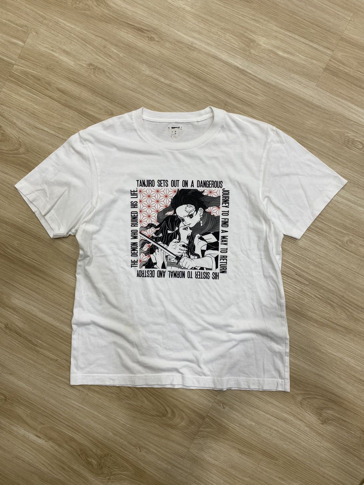 Anime × Japanese Brand × Uniqlo Demon Slayer Tanjiro Sets Dangerous Size US M / EU 48-50 / 2 - 1 Thumbnail