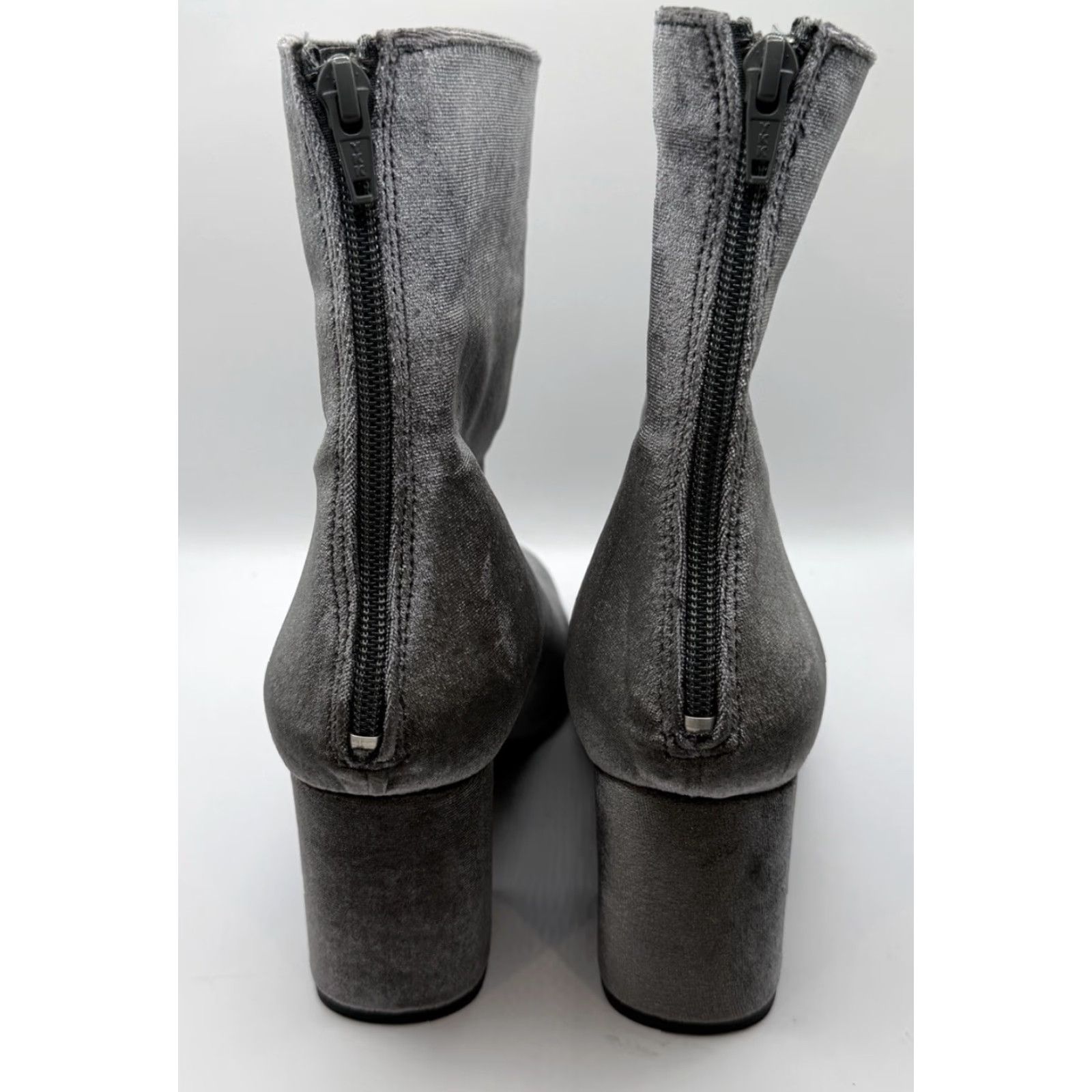 Free People FREE PEOPLE GRAY VELVET ANKLE BOOTS Back Zip EU 39 US 8.5 Size US 6 / IT 36 - 5 Thumbnail