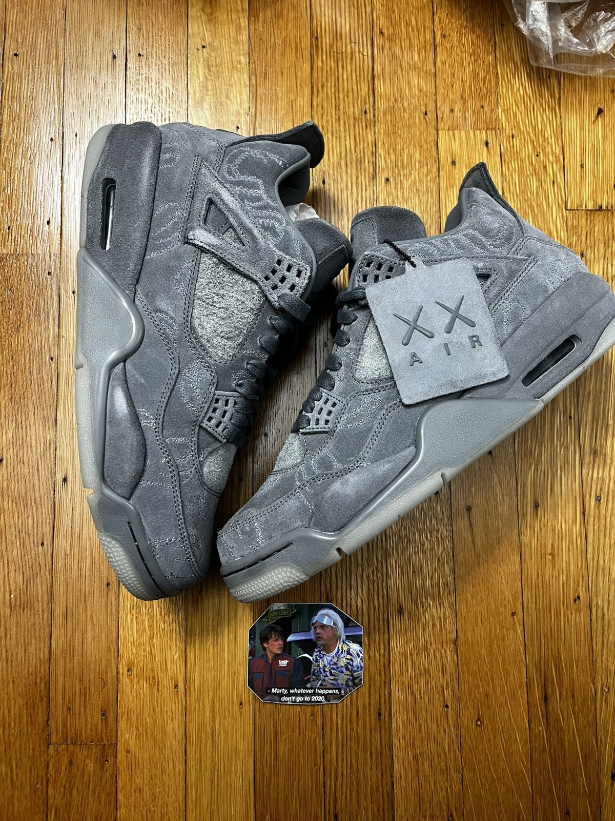Jordan Brand × Kaws Kaws Jordan 4 Grey Size US 9.5 / EU 42-43 - 1 Thumbnail