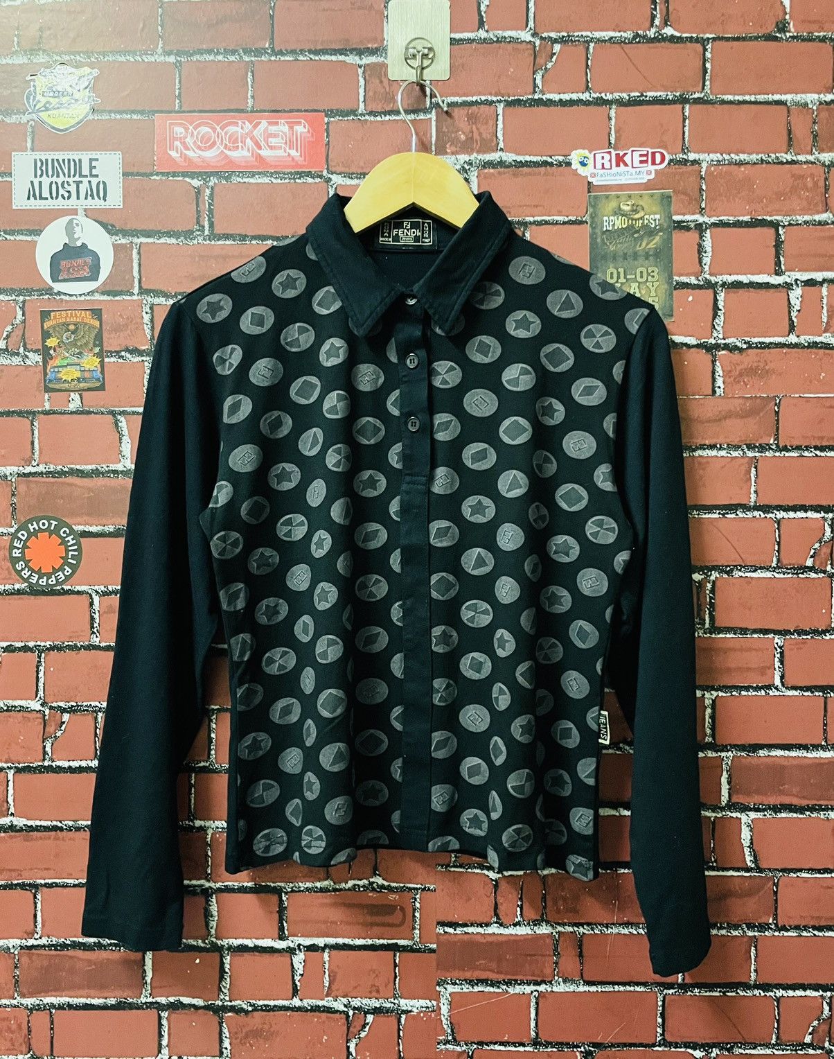 Fendi FENDI JEANS ROMA BUTTON UP SHIRTS Size S / US 4 / IT 40 - 1 Thumbnail
