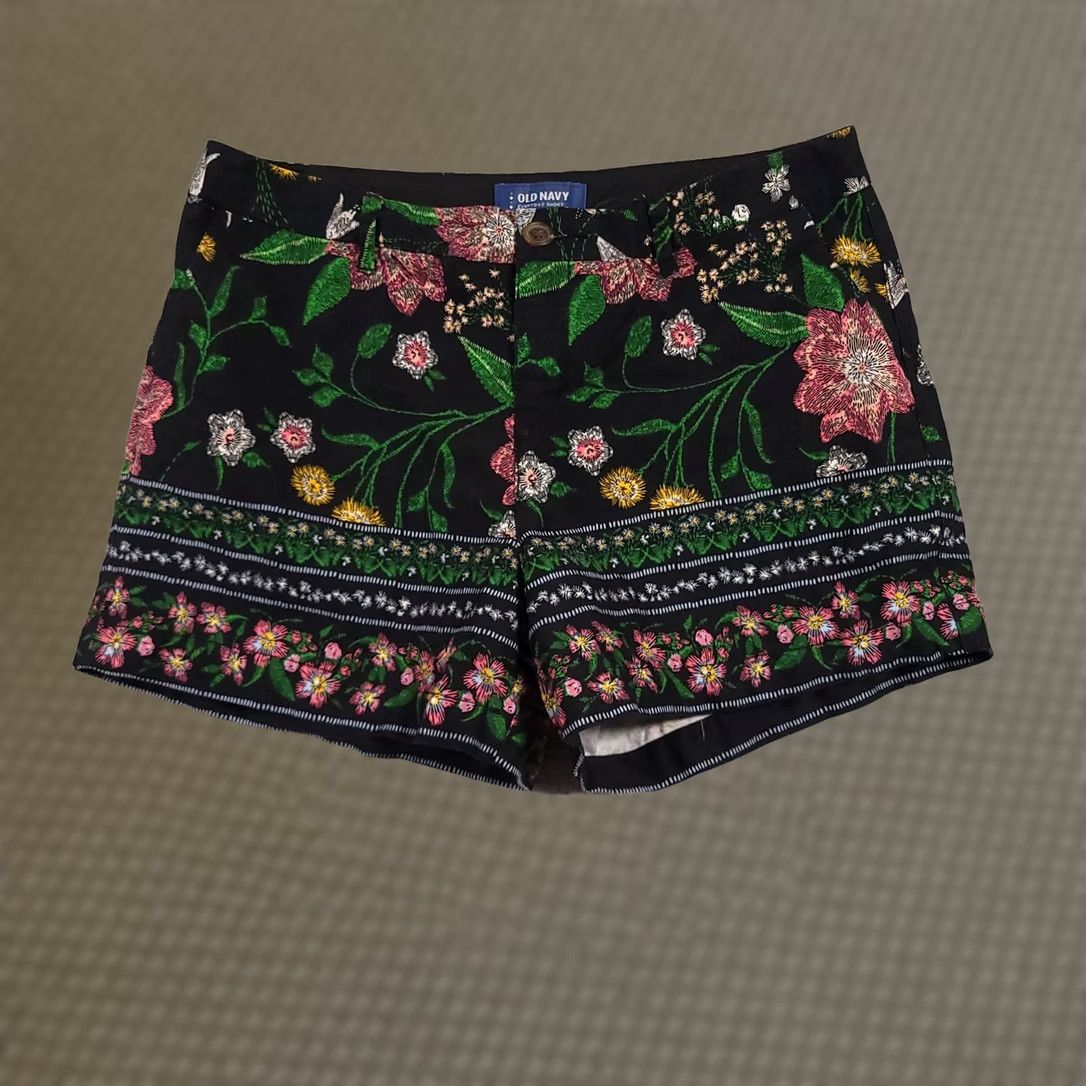 Old Navy VINTAGE? Old Navy Shorts Womens 6 Black Pink Green Floral Everyday Summer Casual Fun Size 28" / US 6 / IT 42 - 1 Thumbnail