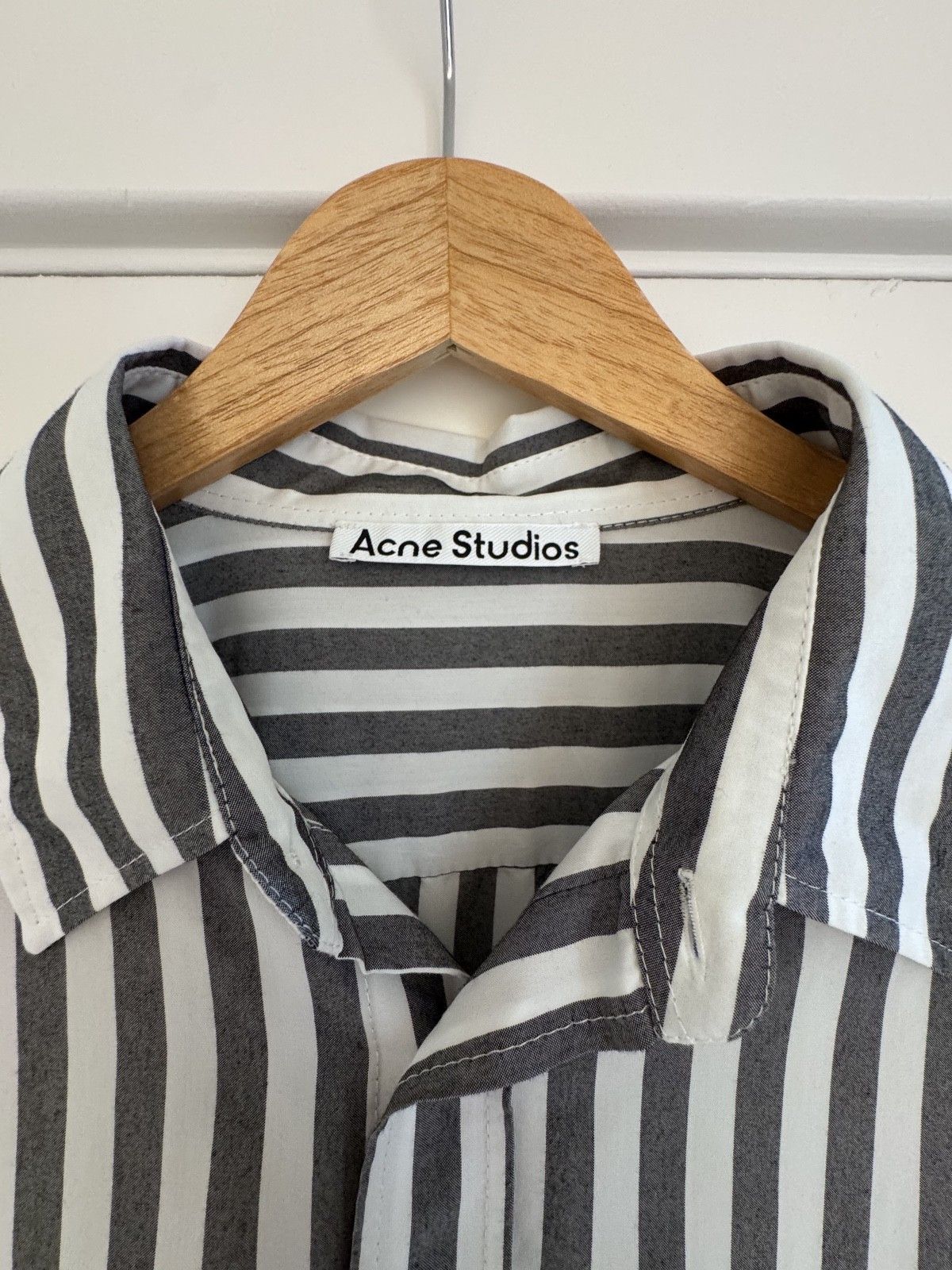 Acne Studios Acne Studios Stripe button-up Shirt Black White Size 50 Size US M / EU 48-50 / 2 - 4 Thumbnail