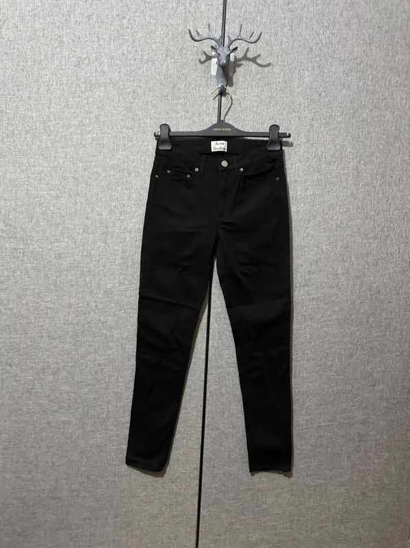 Acne Studios Black Cotton Casual Pants for Women