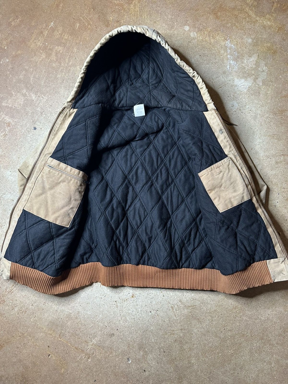 Carhartt × Vintage Vintage Made In USA Carhartt Thrashed Distressed Jacket Size US XXL / EU 58 / 5 - 4 Thumbnail