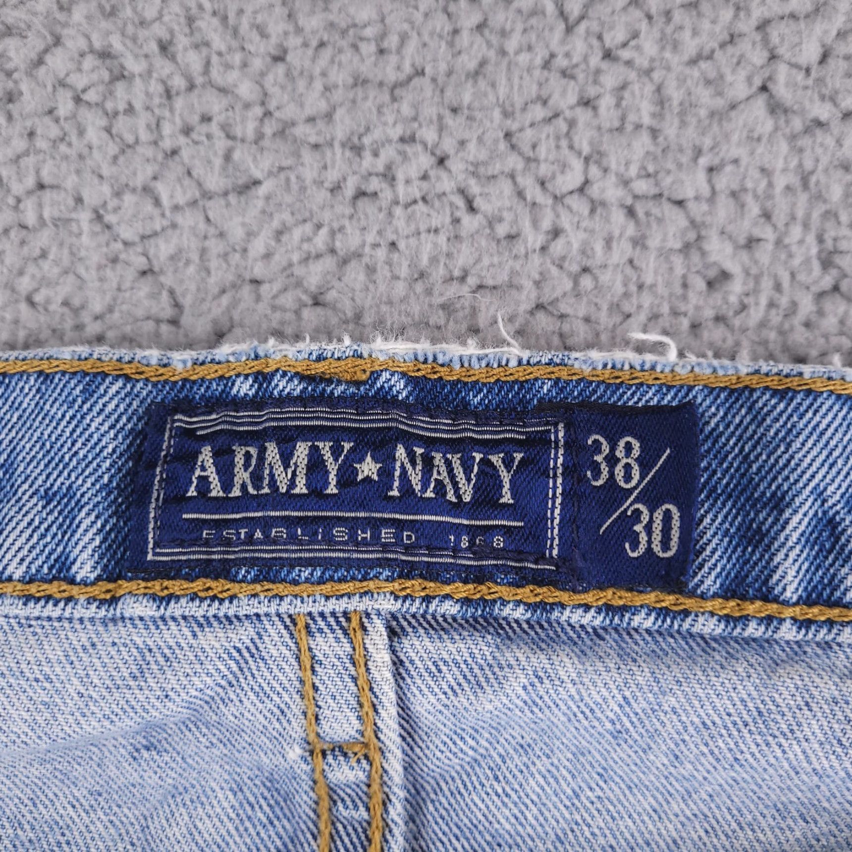 Denime Army Navy Jeans Mens 37x29 Blue Straight Fit Denim Light Wash Distressed Size US 37 - 3 Thumbnail