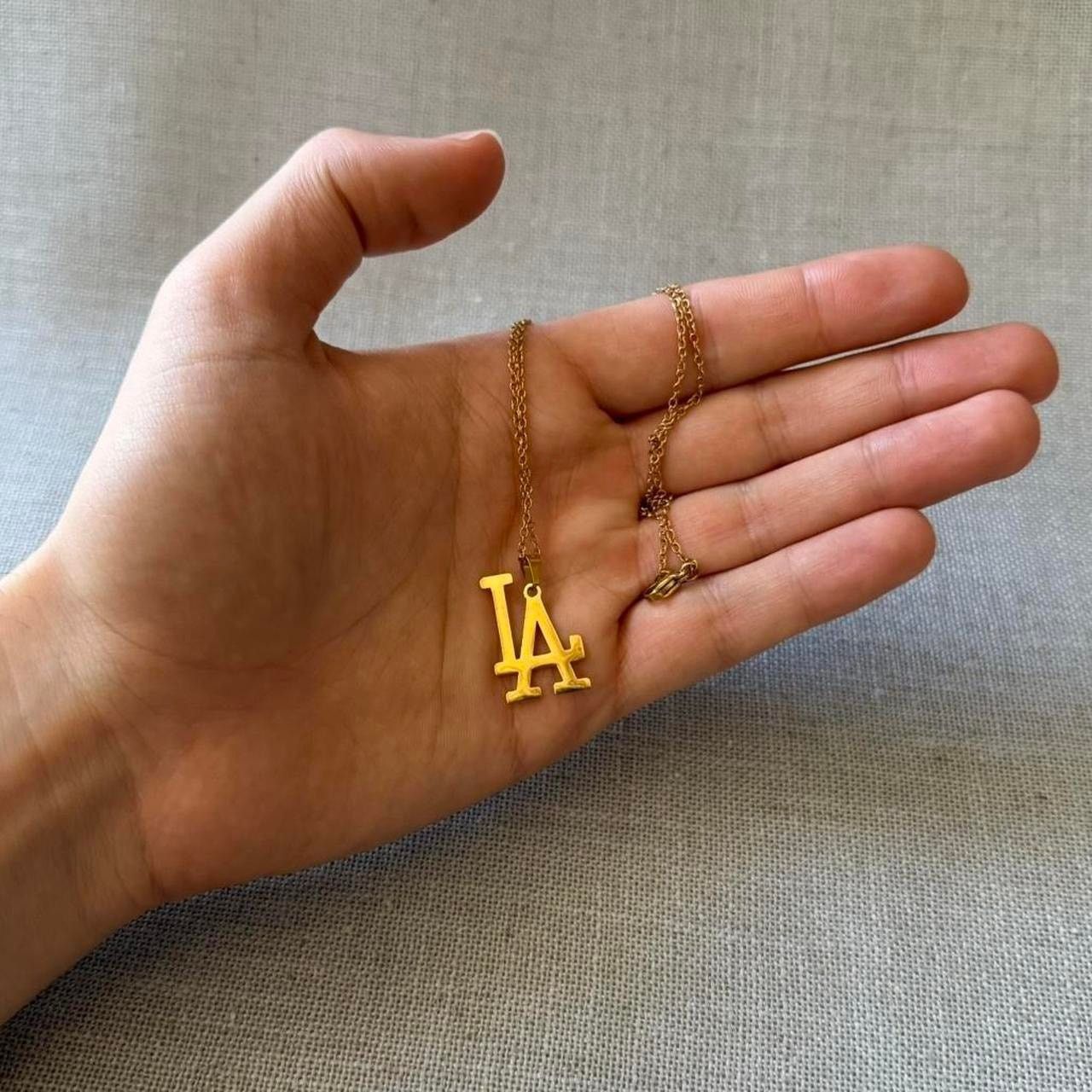Other Y2k gold la dodgers mlb Size ONE SIZE - 3 Thumbnail