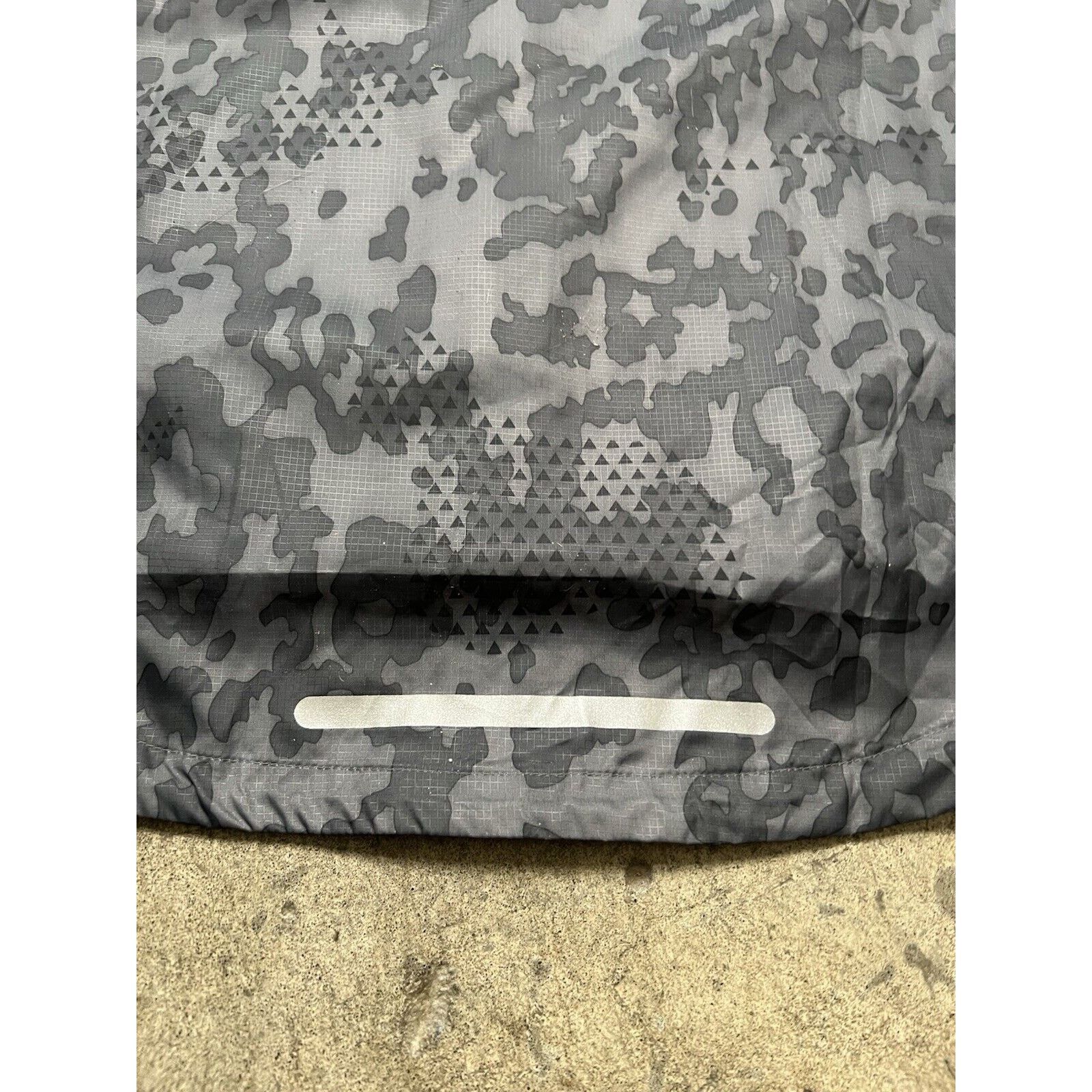 Nike Nike Gray Camo Patterned Athletics West 2011 Nylon Sample M Size US M / EU 48-50 / 2 - 11 Thumbnail
