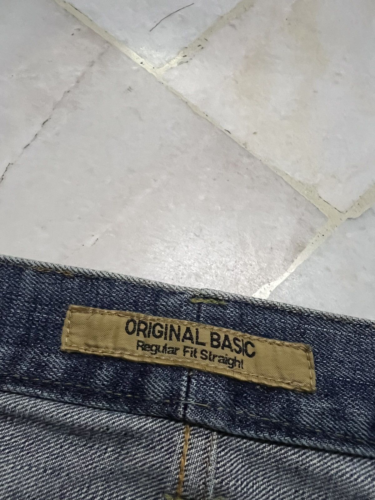Japanese Brand × Uniqlo × Vintage Japanese Brand Uniqlo Vintage S002 Distressed Jean Size US 35 - 14 Thumbnail