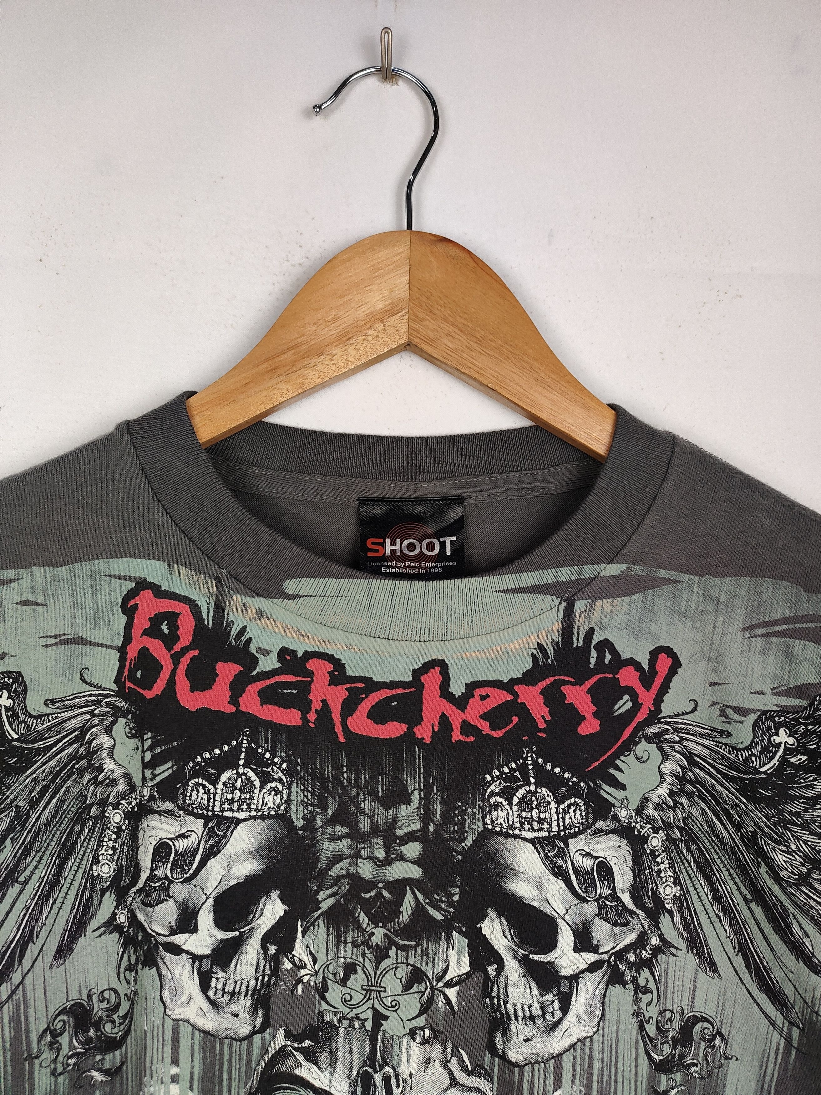 Band Tees × Vintage Vintage Buckcherry Band Shirt Size US S / EU 44-46 / 1 - 2 Thumbnail