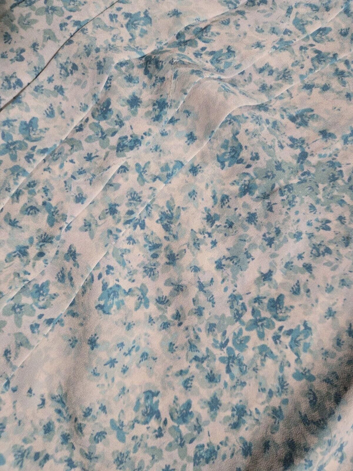 Designer Lauren Conrad Blue And White Floral Tank Top M Size M / US 6-8 / IT 42-44 - 7 Thumbnail