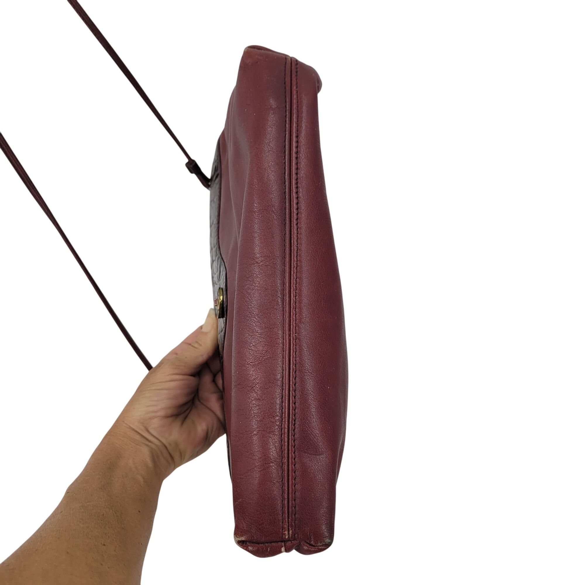 Etienne Aigner Vtg Oxblood Burgundy Wine Leather Embossed Croc Convertible Size ONE SIZE - 13 Thumbnail
