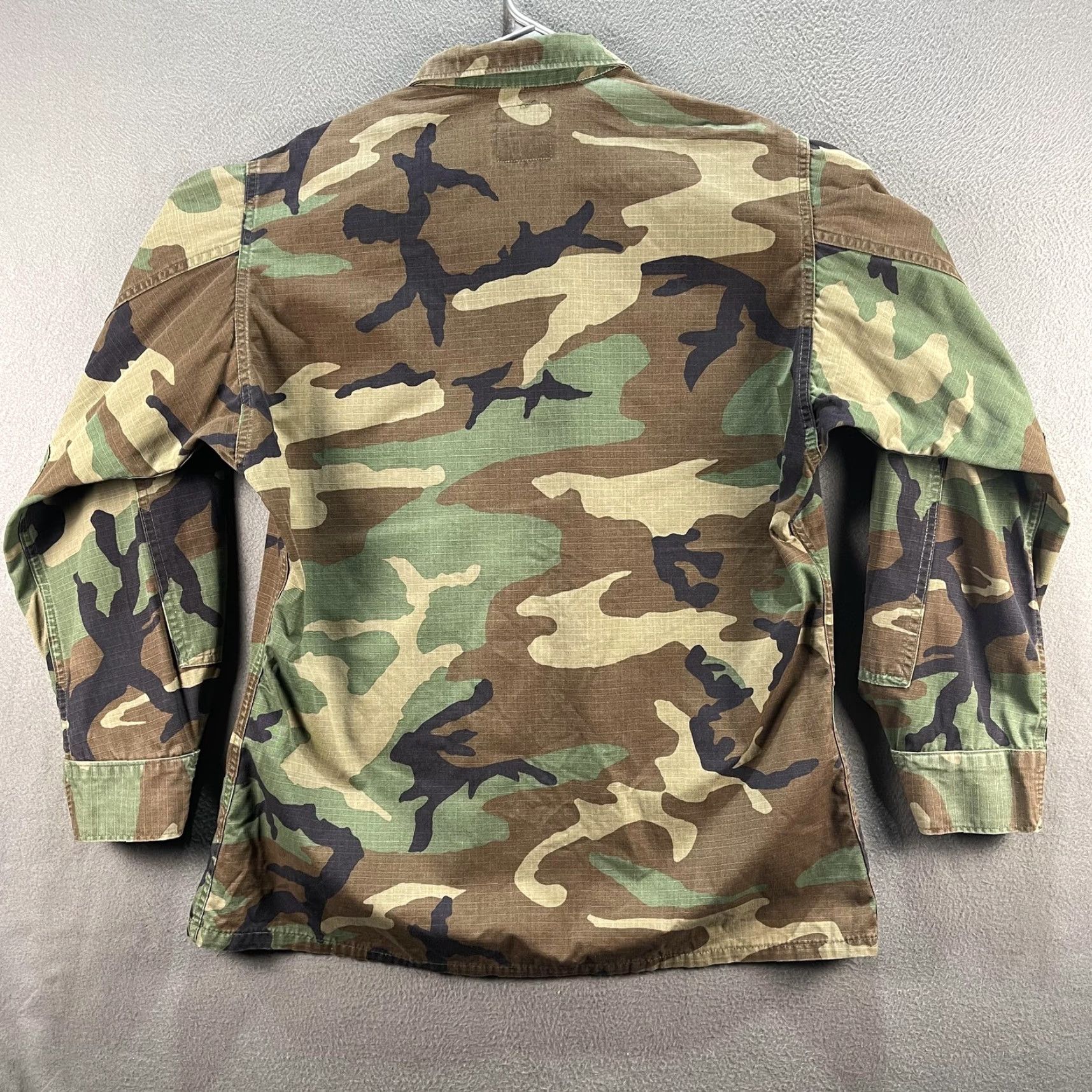 American Apparel VINTAGE USAF BDU Shirt Mens M Regular Woodland Camo Patches Ripstop 90s Size US M / EU 48-50 / 2 - 4 Thumbnail