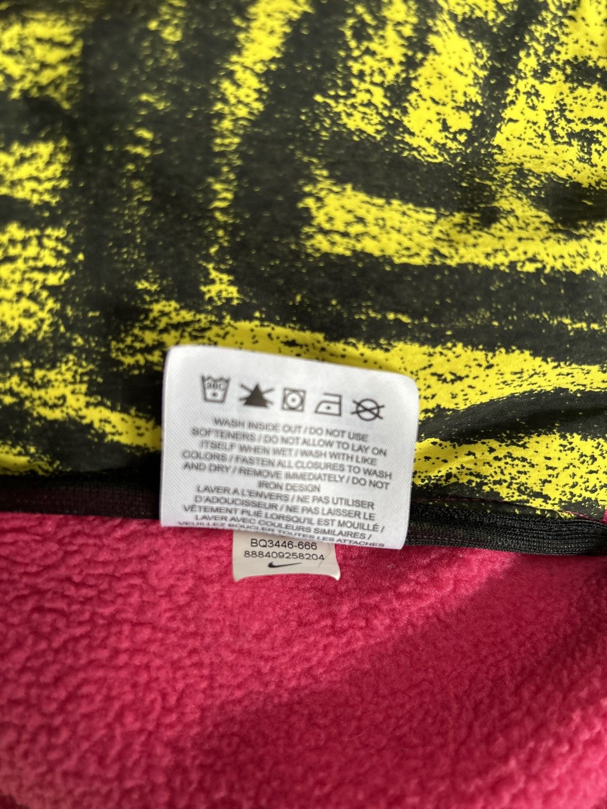 Nike Nike ACG Microfleece Jacket Rush Pink - US Large Size US L / EU 52-54 / 3 - 7 Thumbnail