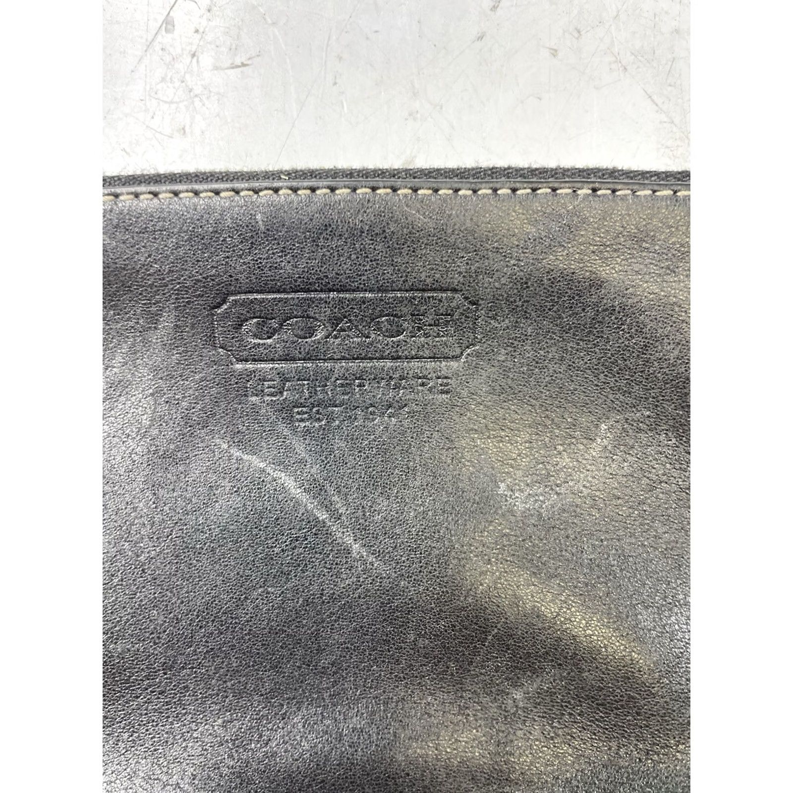 Coach VINTAGE Coach Leatherware Black Pochette Wristlet Pouch Bag Purse Black Womens Leather Wristlet Bag Purse Y2K Black Size ONE SIZE - 4 Thumbnail