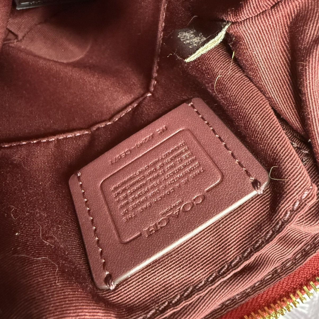 Coach Coach Red Leather Crossbody with Gold Hardware Size ONE SIZE - 8 Thumbnail